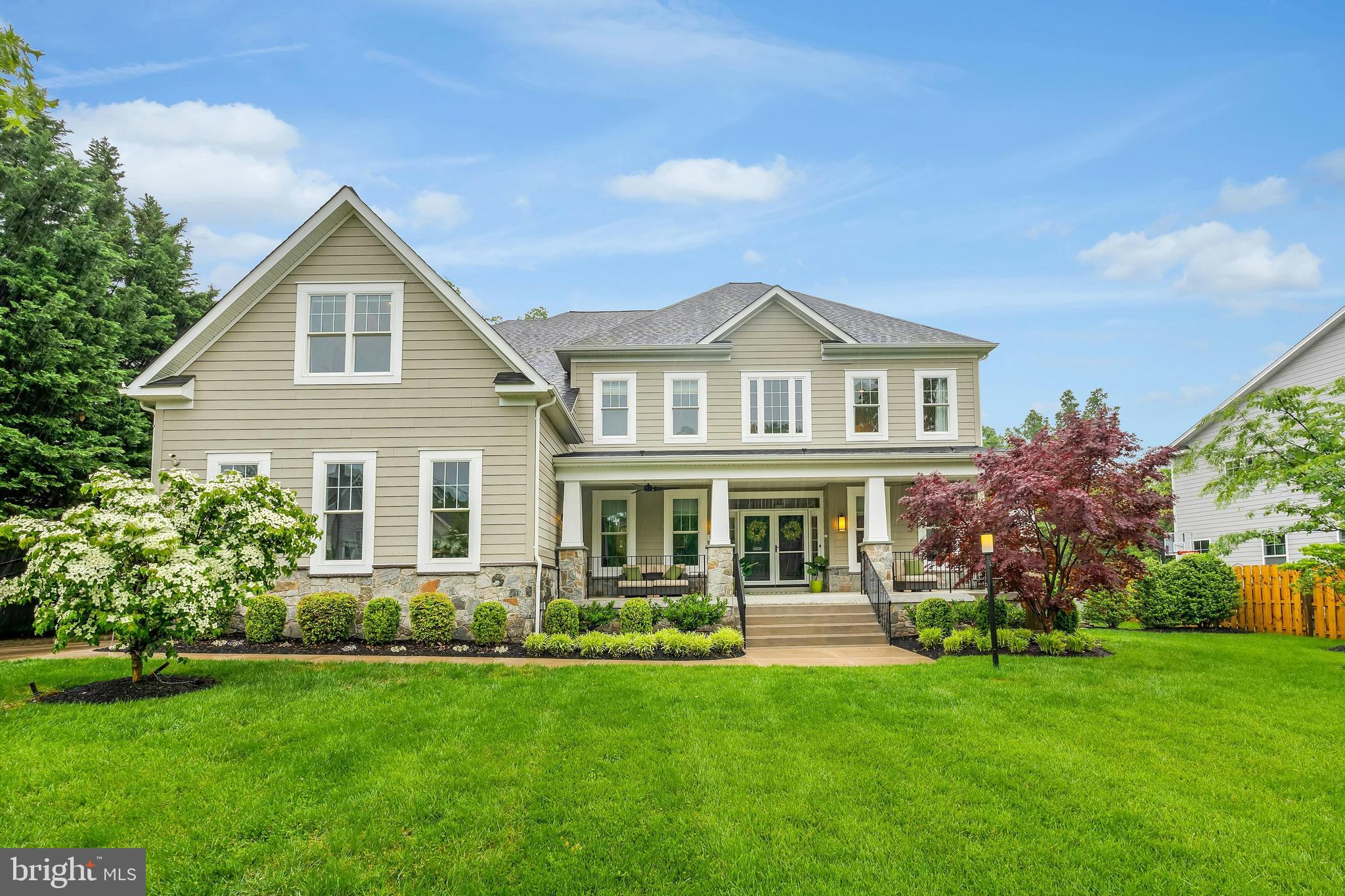 FALLS HILL - Residential