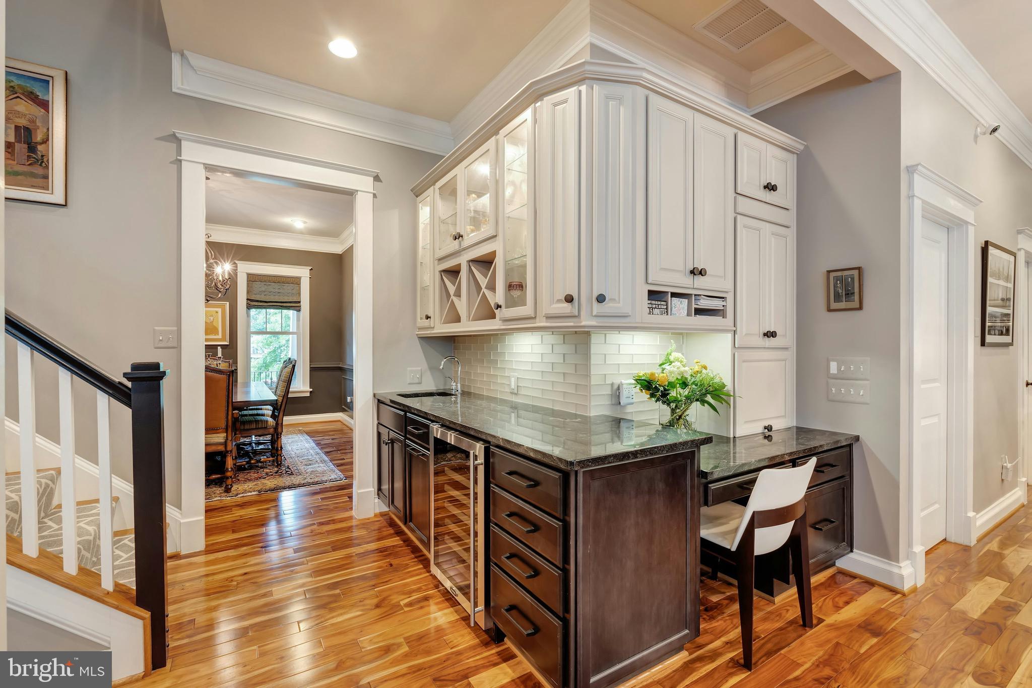 FALLS HILL - Residential