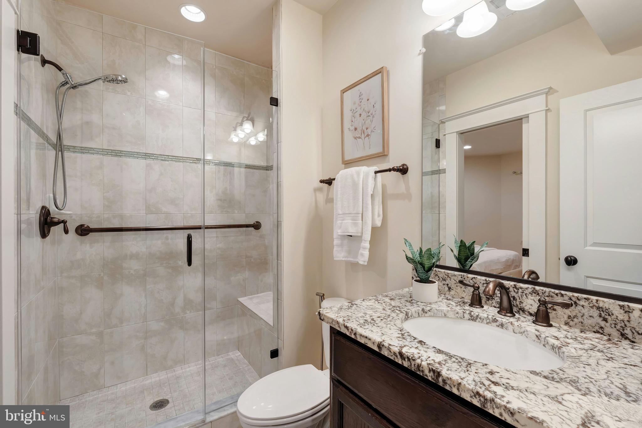 FALLS HILL - Residential