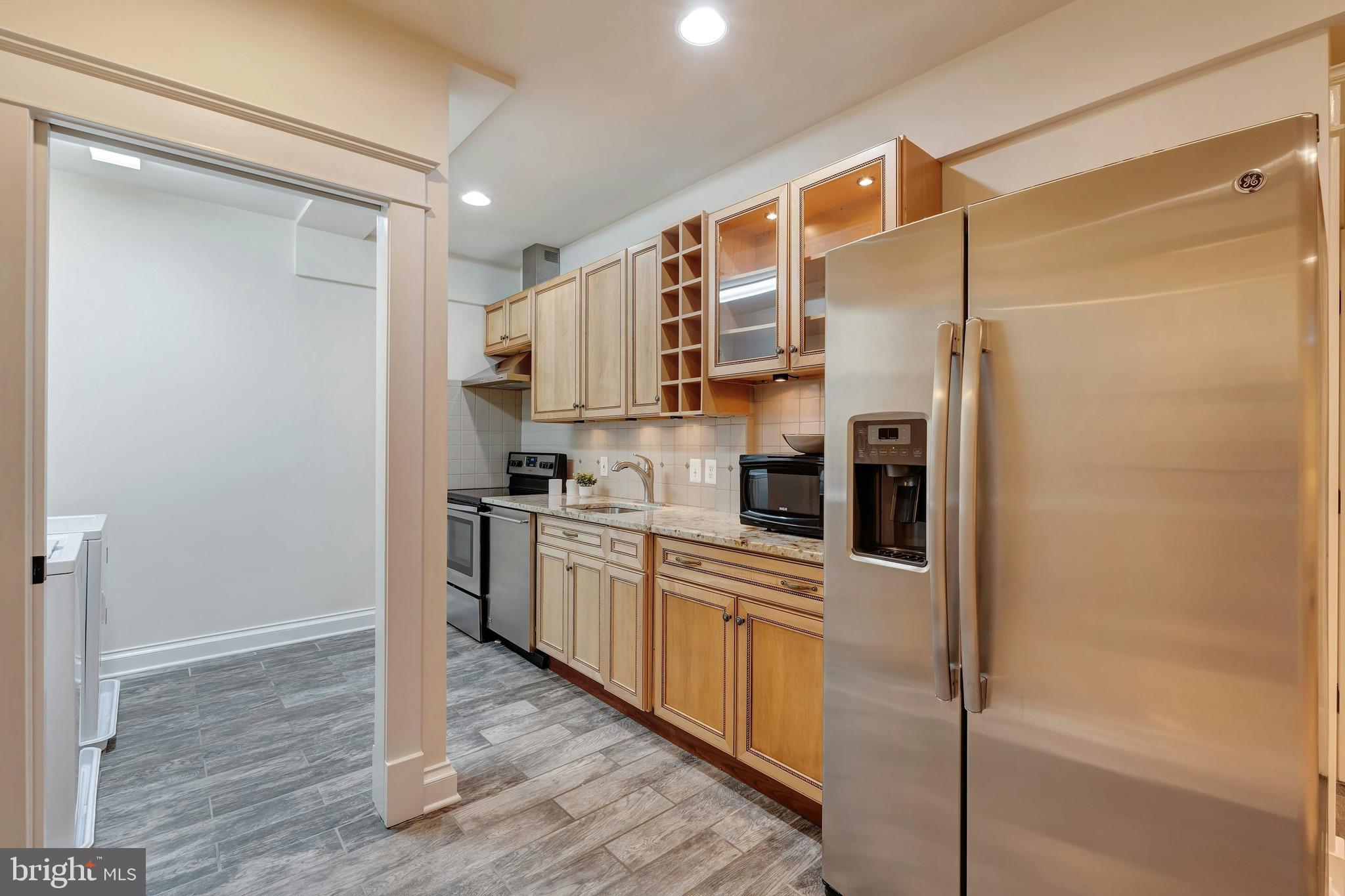 FALLS HILL - Residential