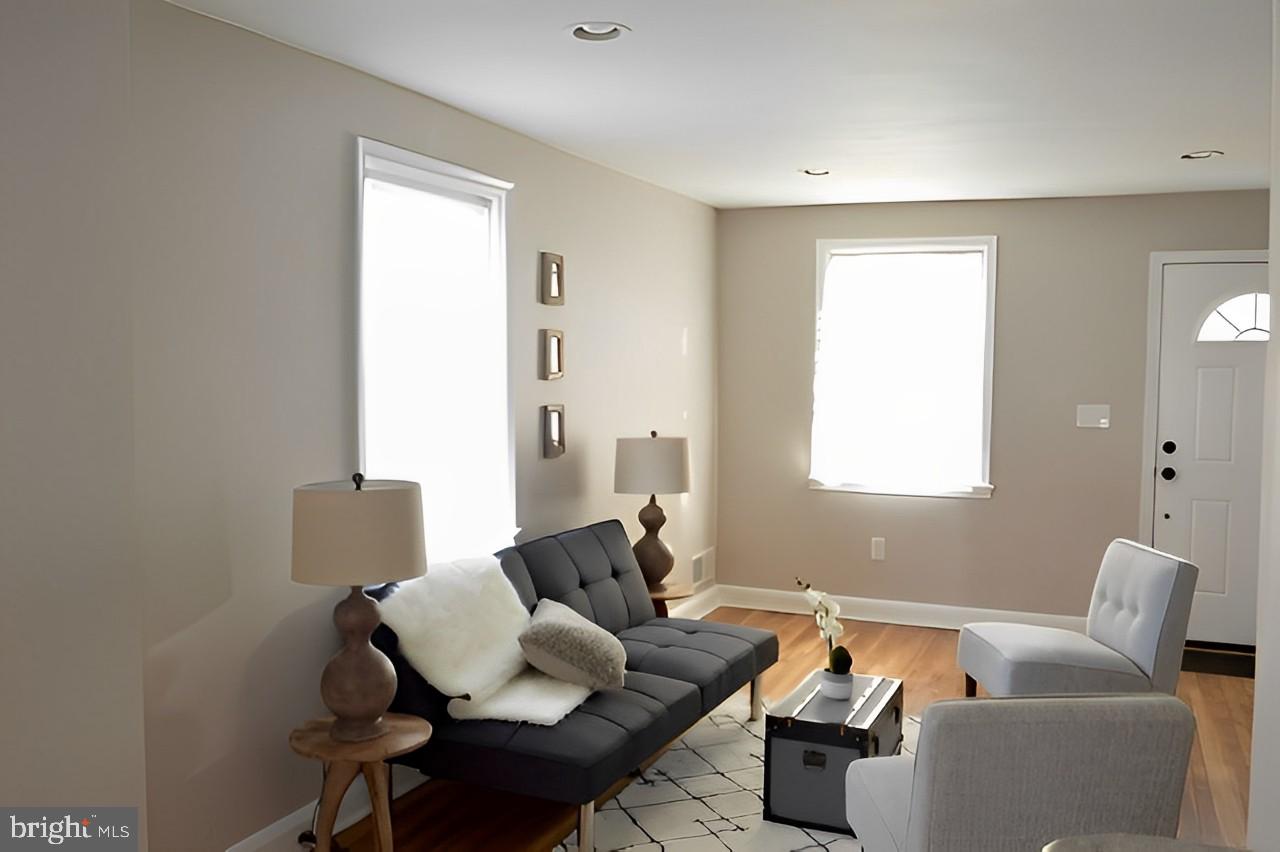 FRANKFORD - Residential