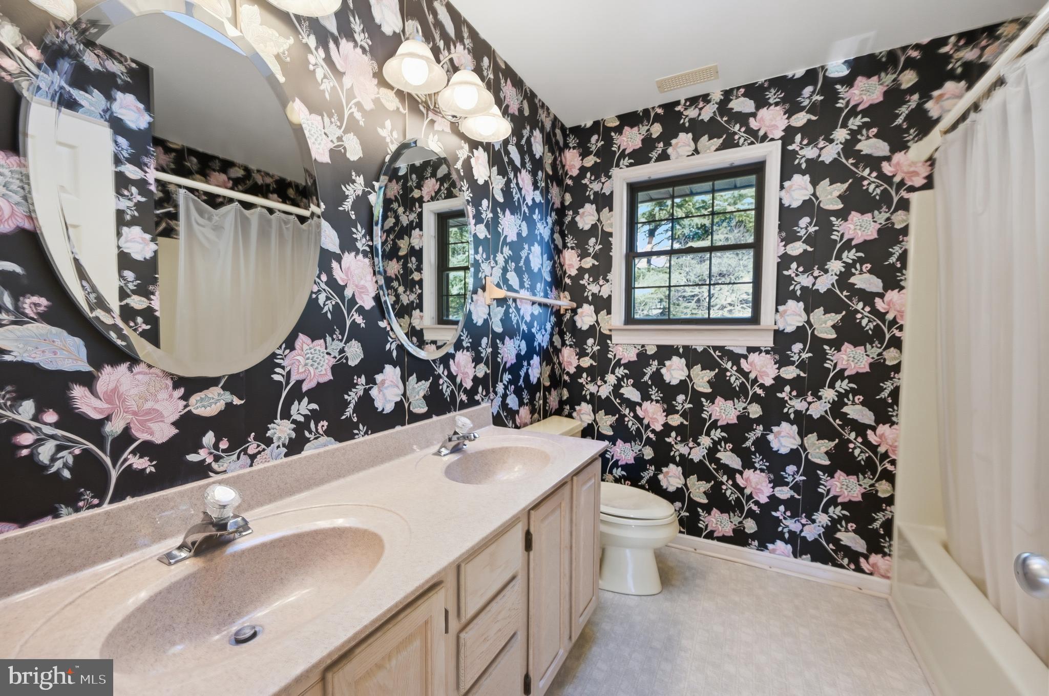 BALD EAGLE VILLAGE - Residential