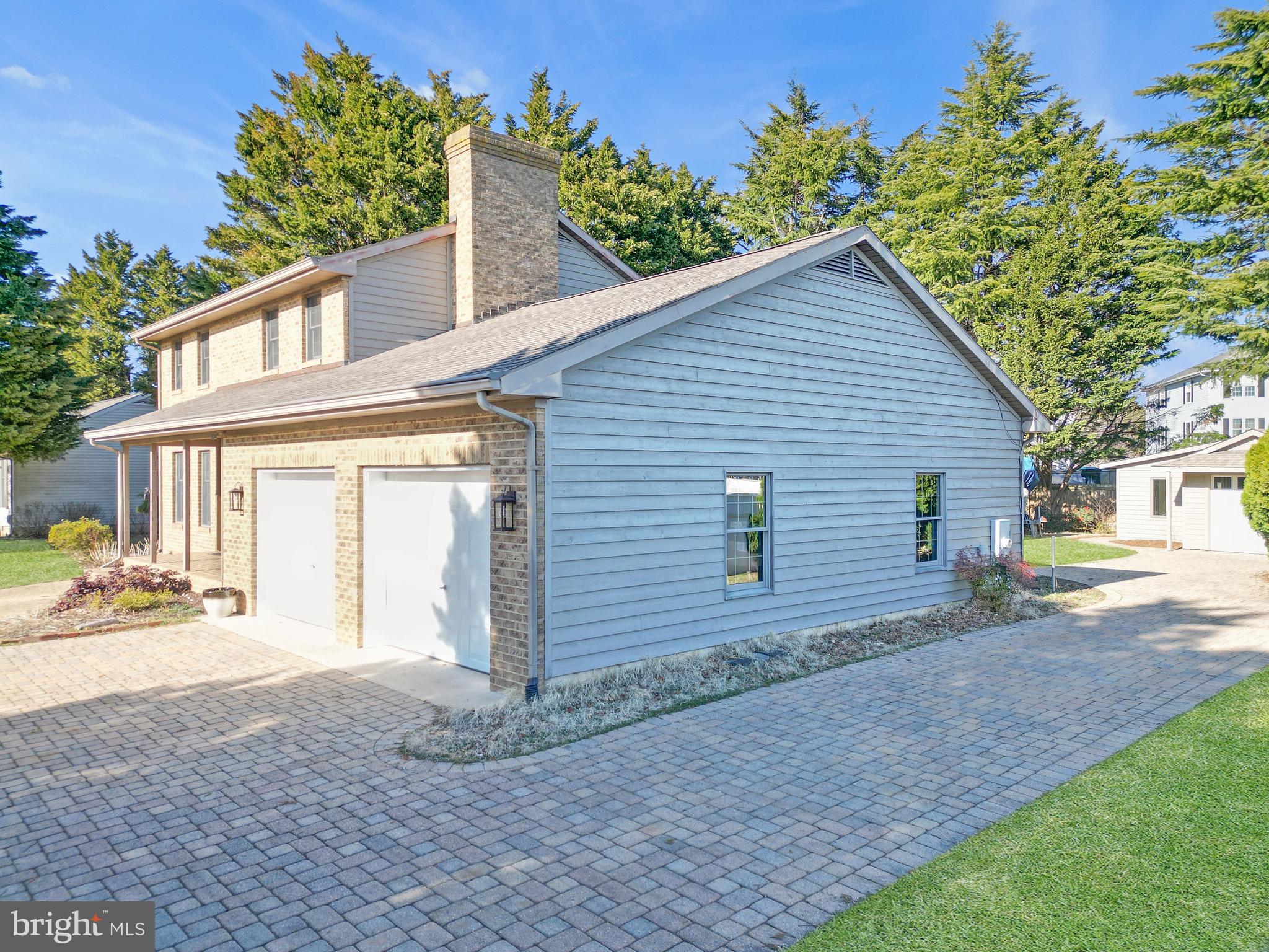 BALD EAGLE VILLAGE - Residential