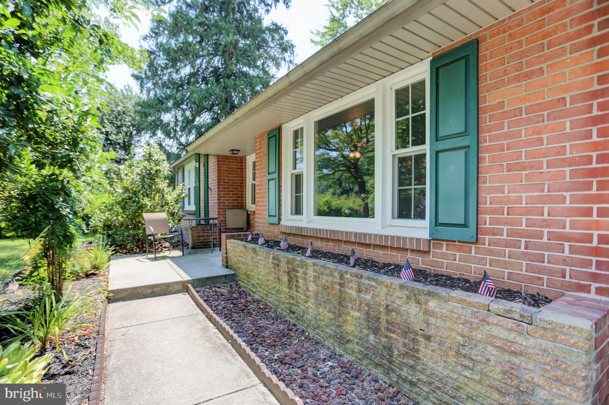 COLONIAL PARK - Residential