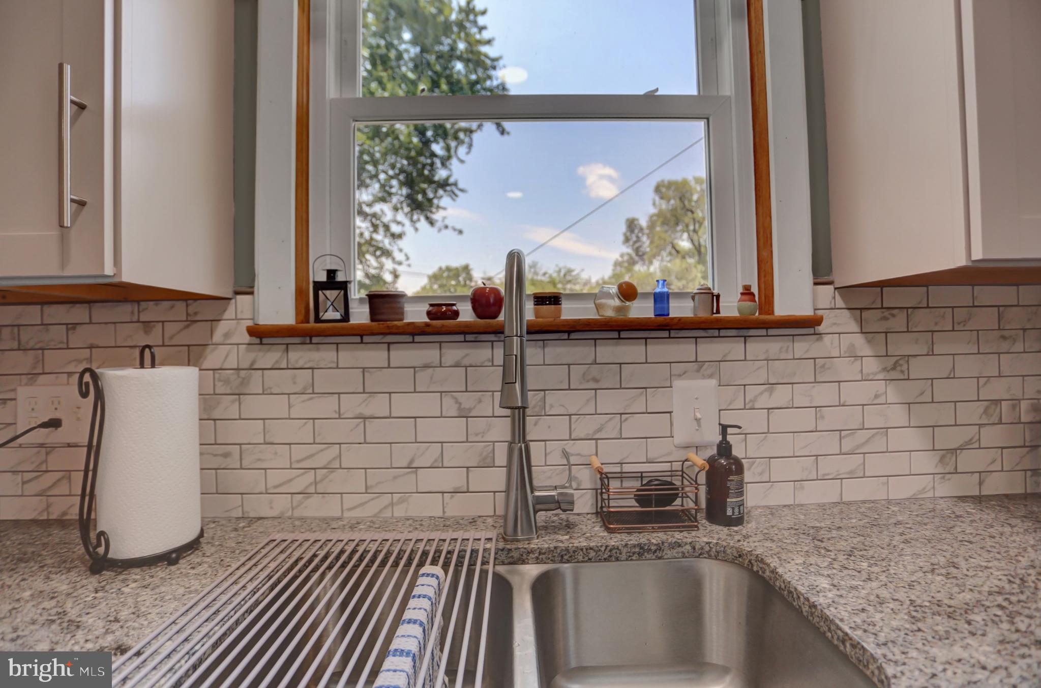 COLONIAL PARK - Residential