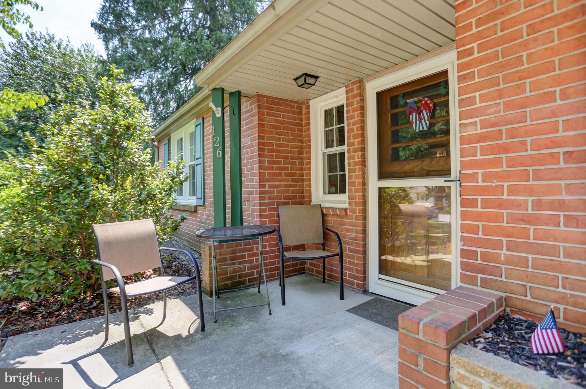 COLONIAL PARK - Residential