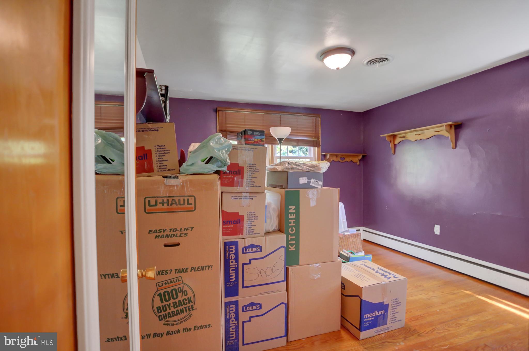 COLONIAL PARK - Residential