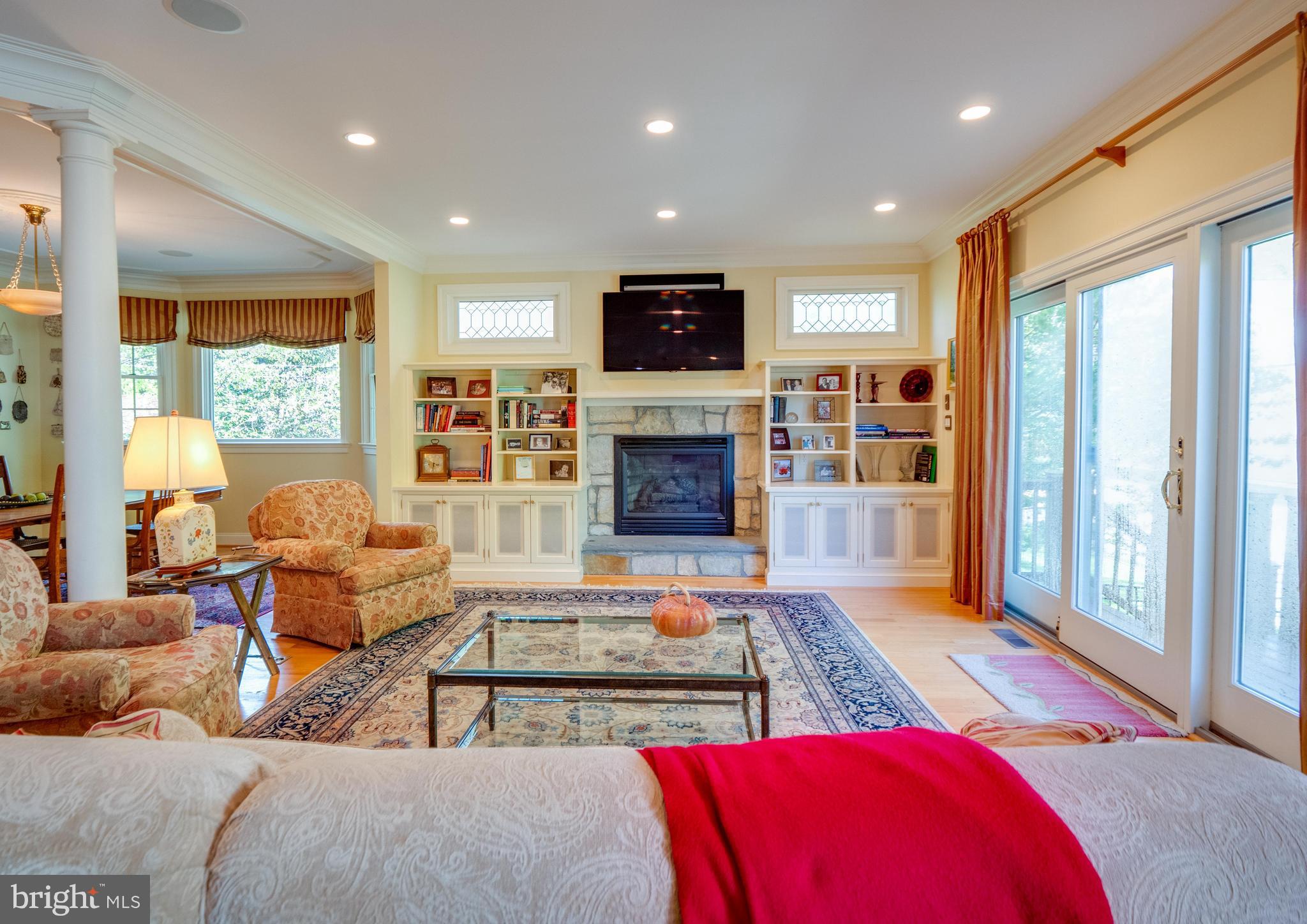 ARLINGTON - Residential