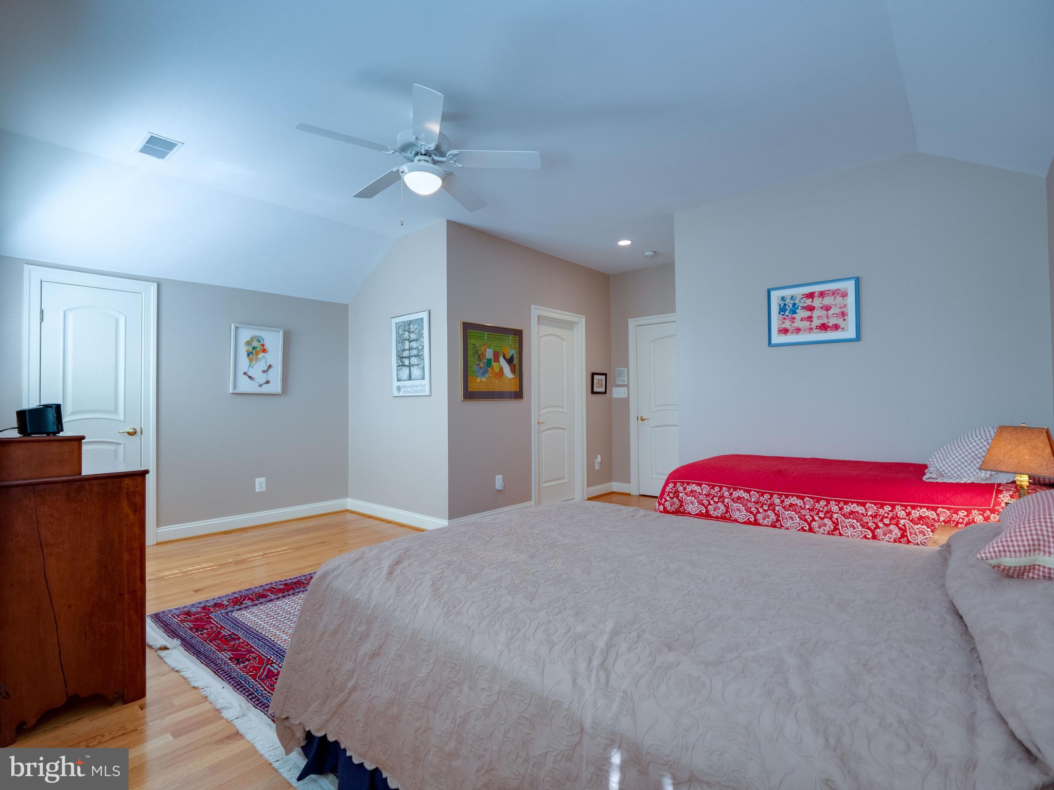 ARLINGTON - Residential