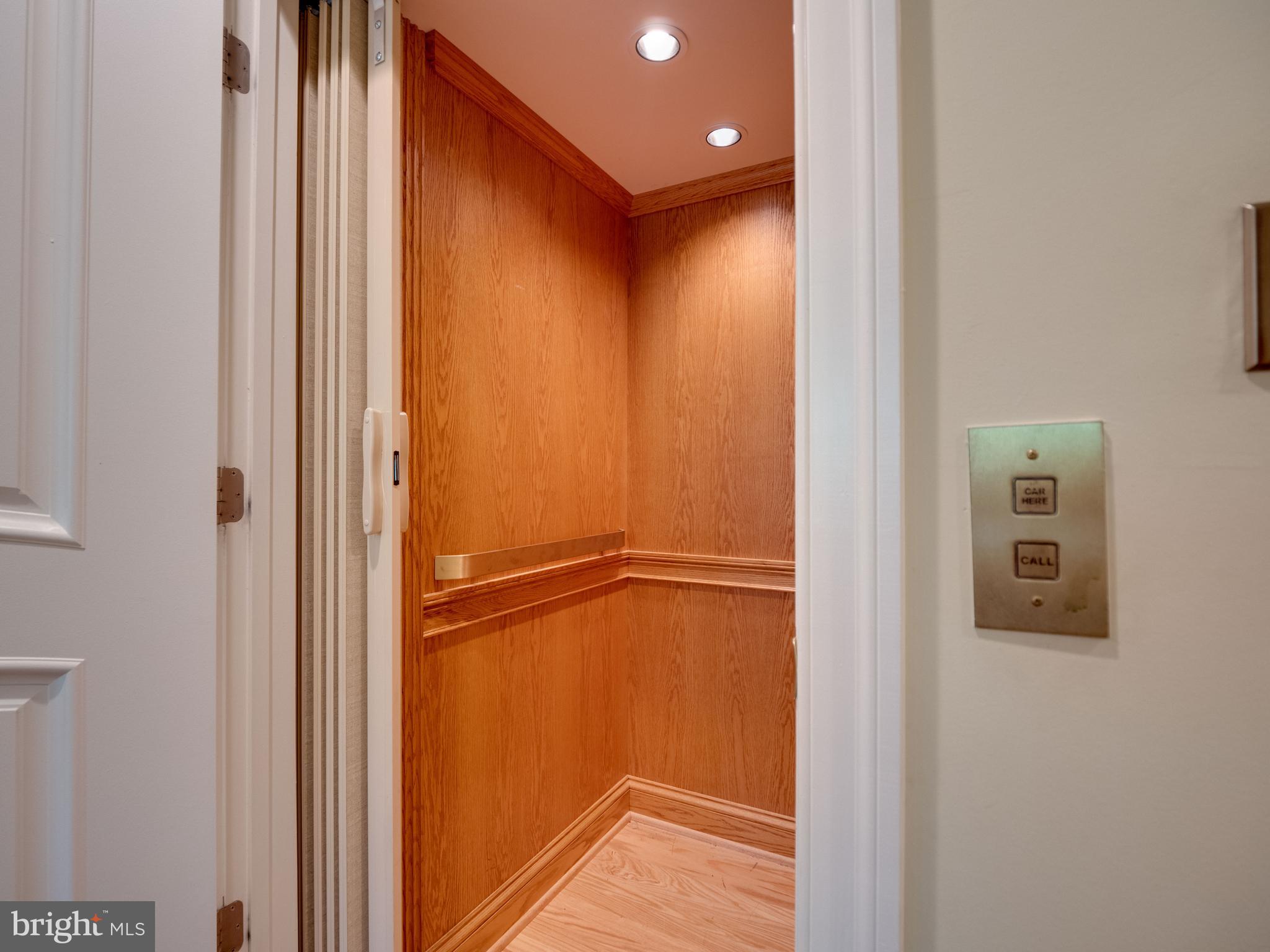 ARLINGTON - Residential