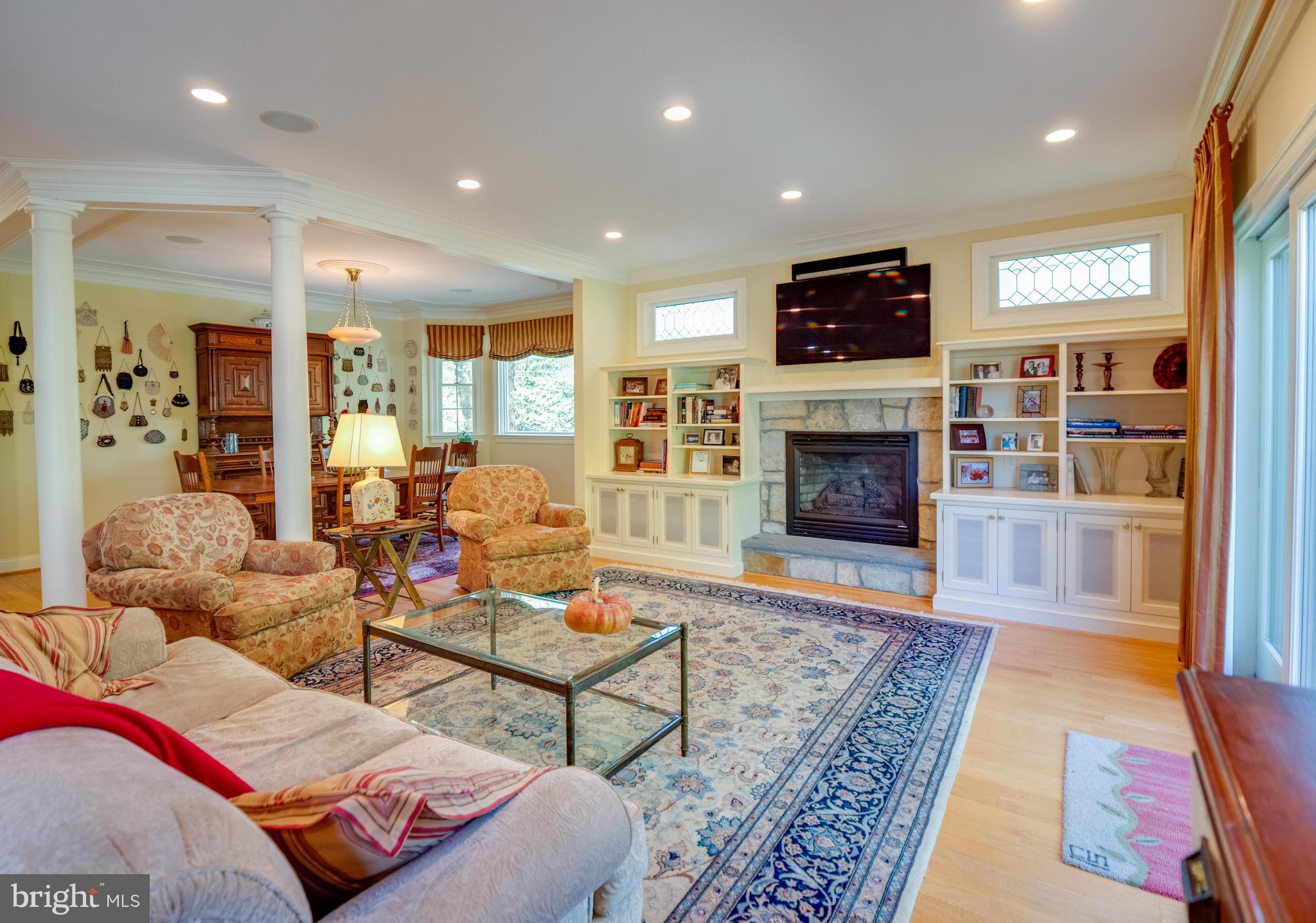 ARLINGTON - Residential