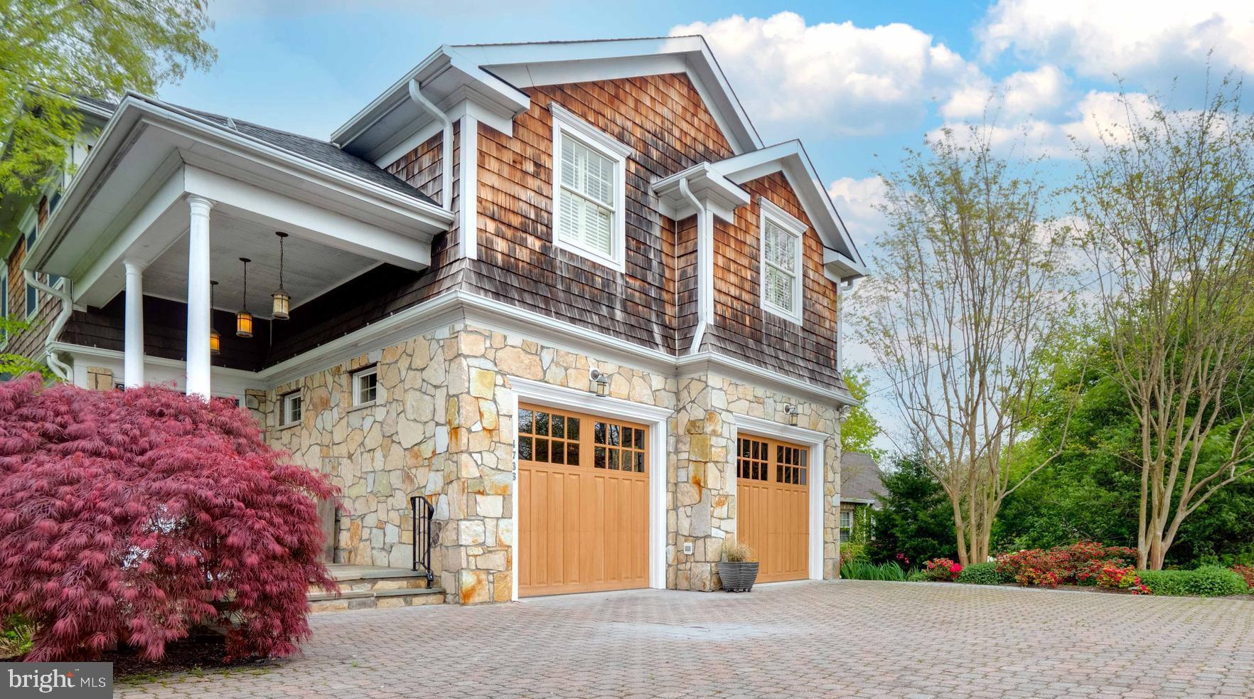 ARLINGTON - Residential