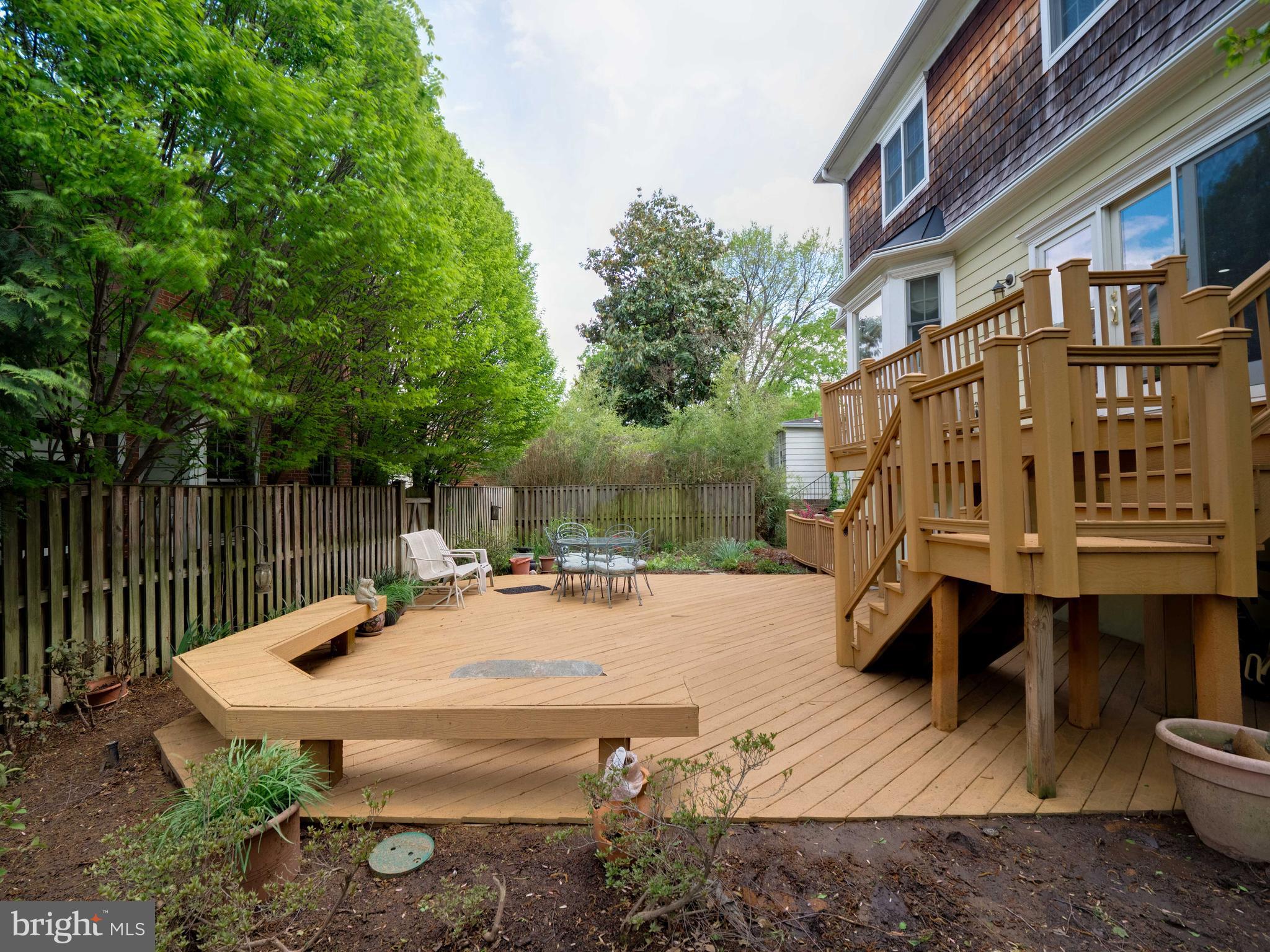 ARLINGTON - Residential