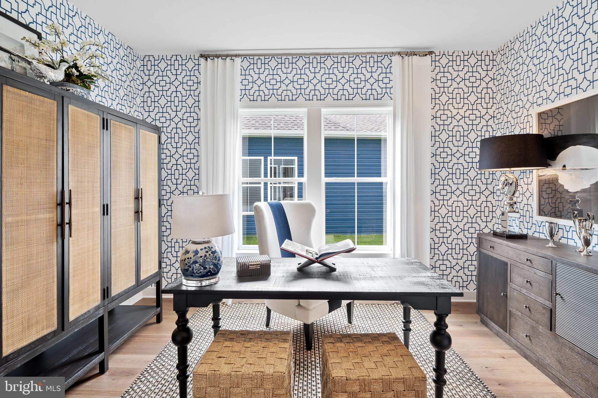 FOUR SEASONS AT KENT ISLAND - Residential