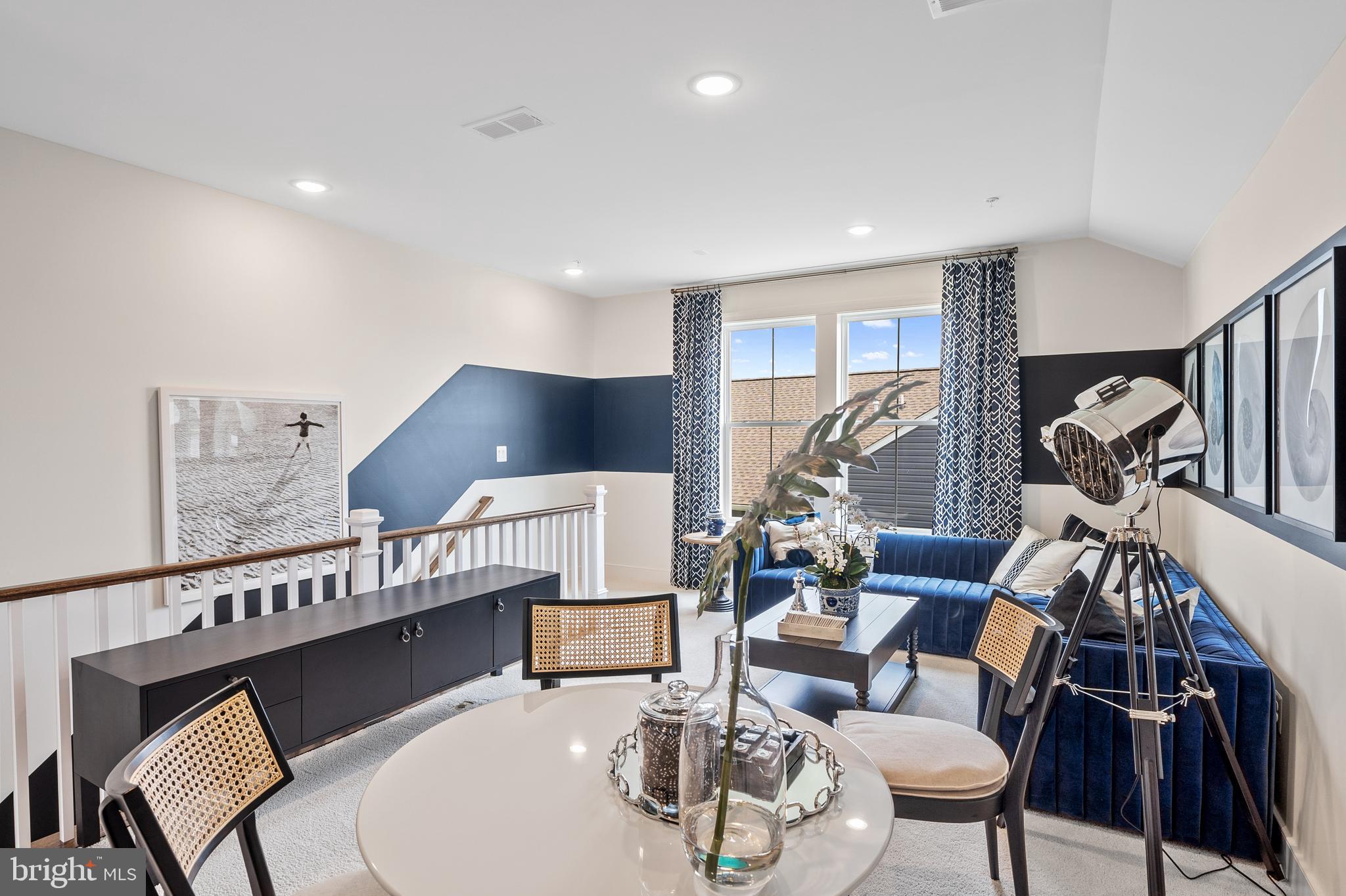 FOUR SEASONS AT KENT ISLAND - Residential