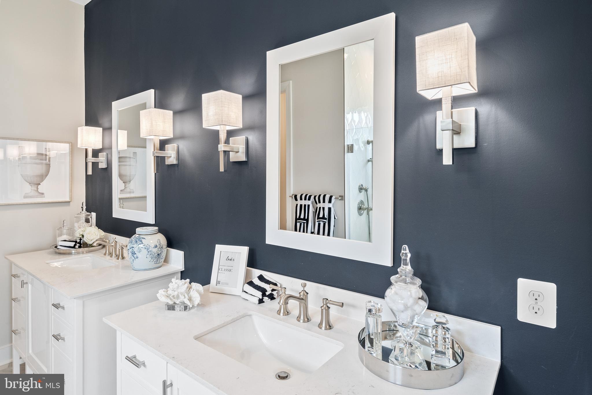 FOUR SEASONS AT KENT ISLAND - Residential