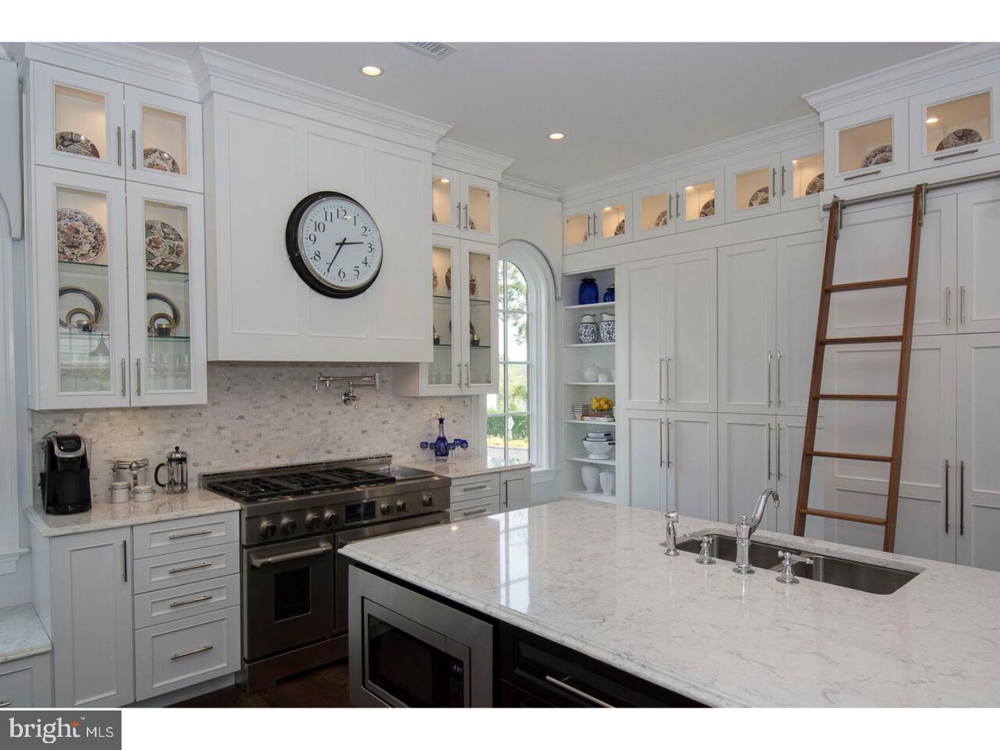 HIGHGROVE - Residential