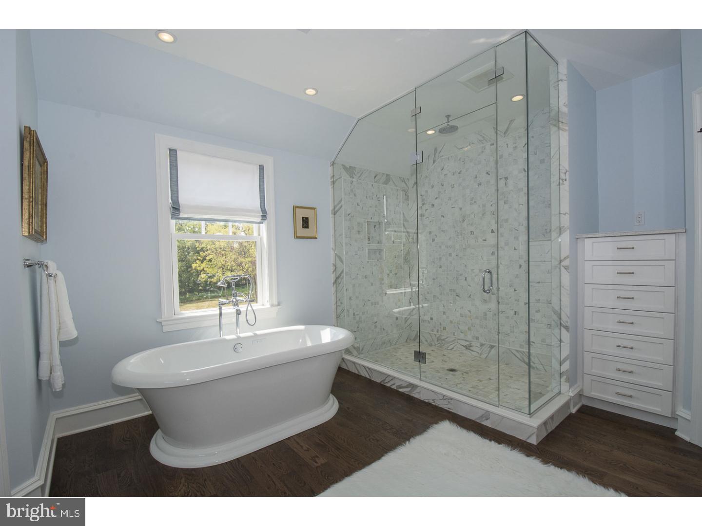 HIGHGROVE - Residential