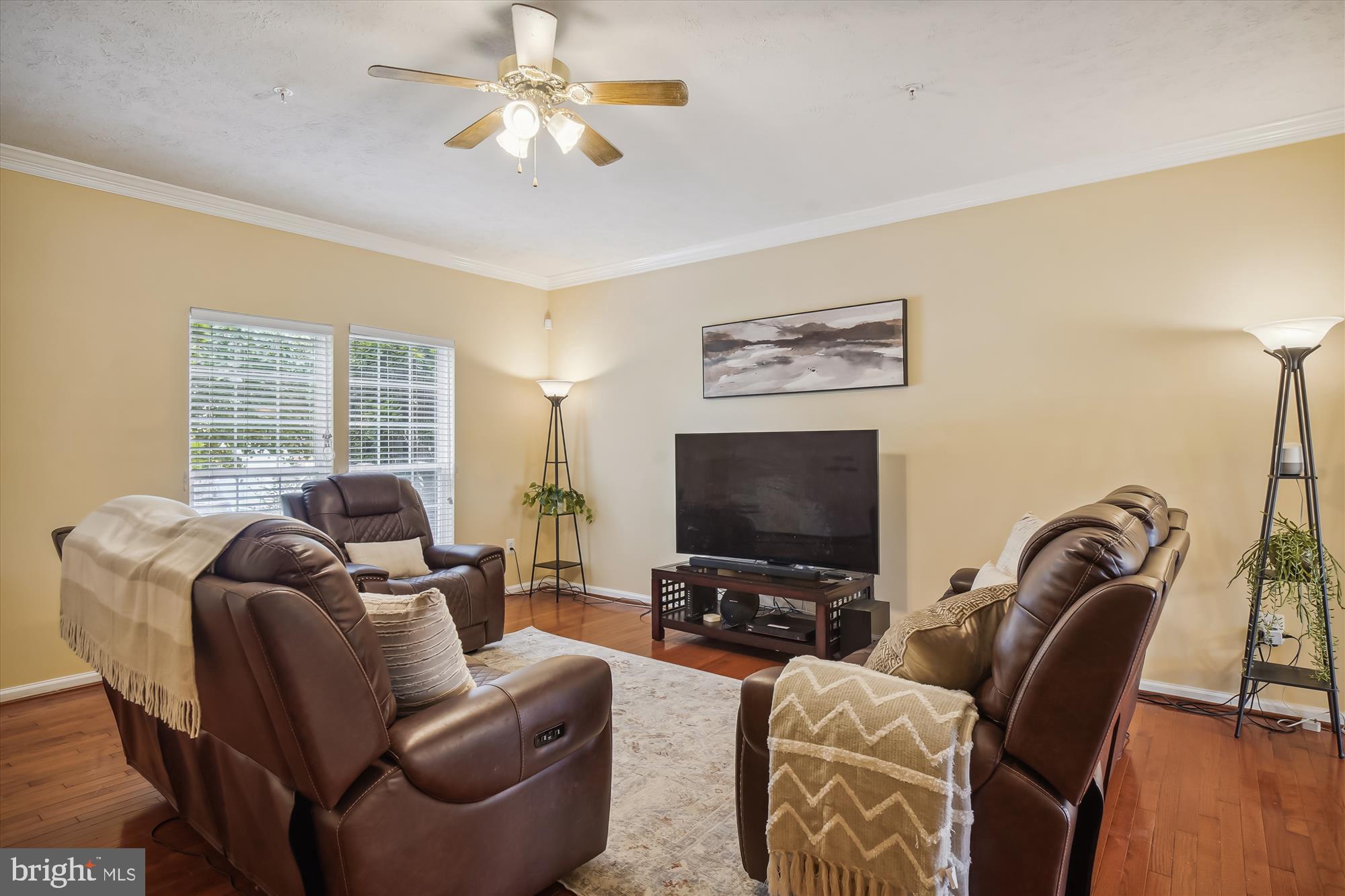 CAMBRIDGE FARMS - Residential