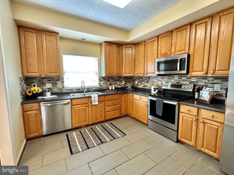 CAMBRIDGE FARMS - Residential