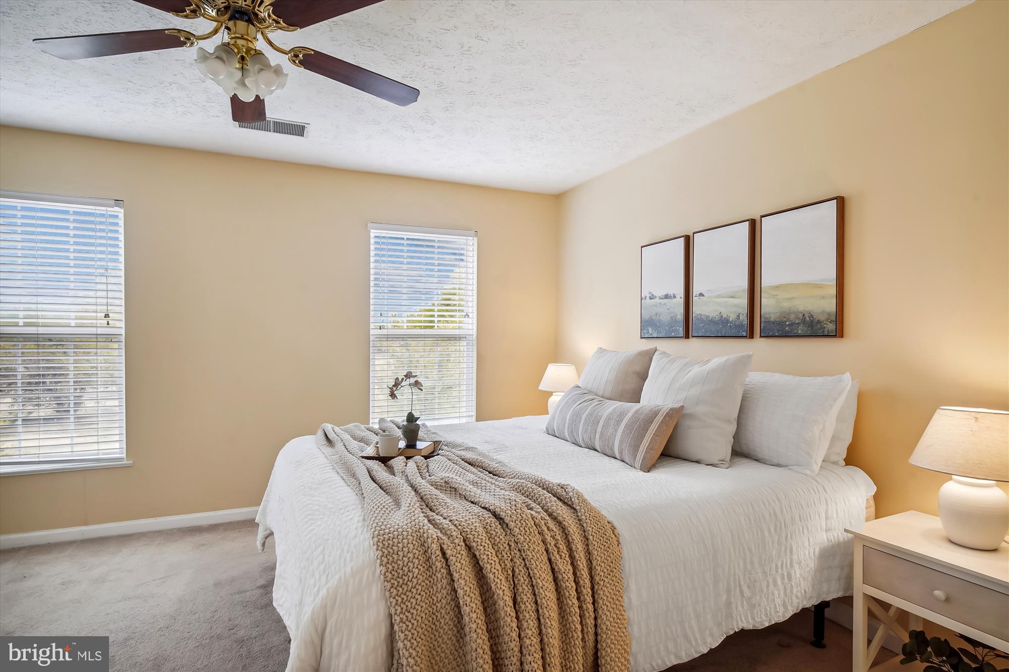 CAMBRIDGE FARMS - Residential