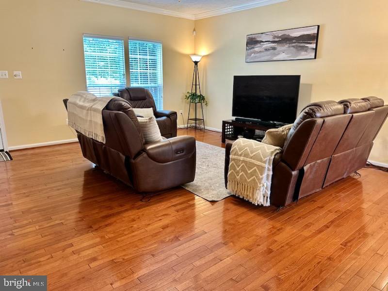 CAMBRIDGE FARMS - Residential