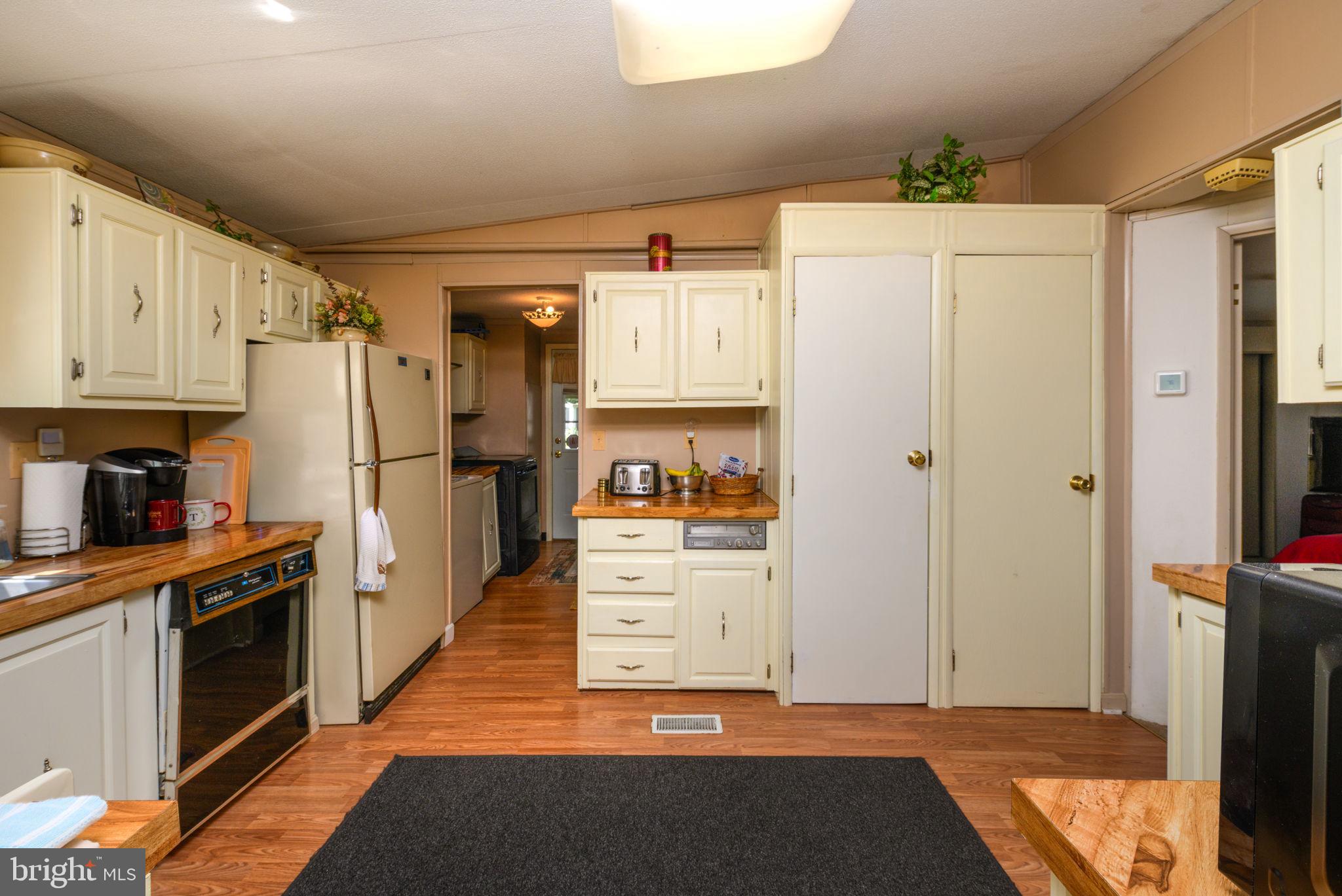 ASPEN MEADOWS - Residential