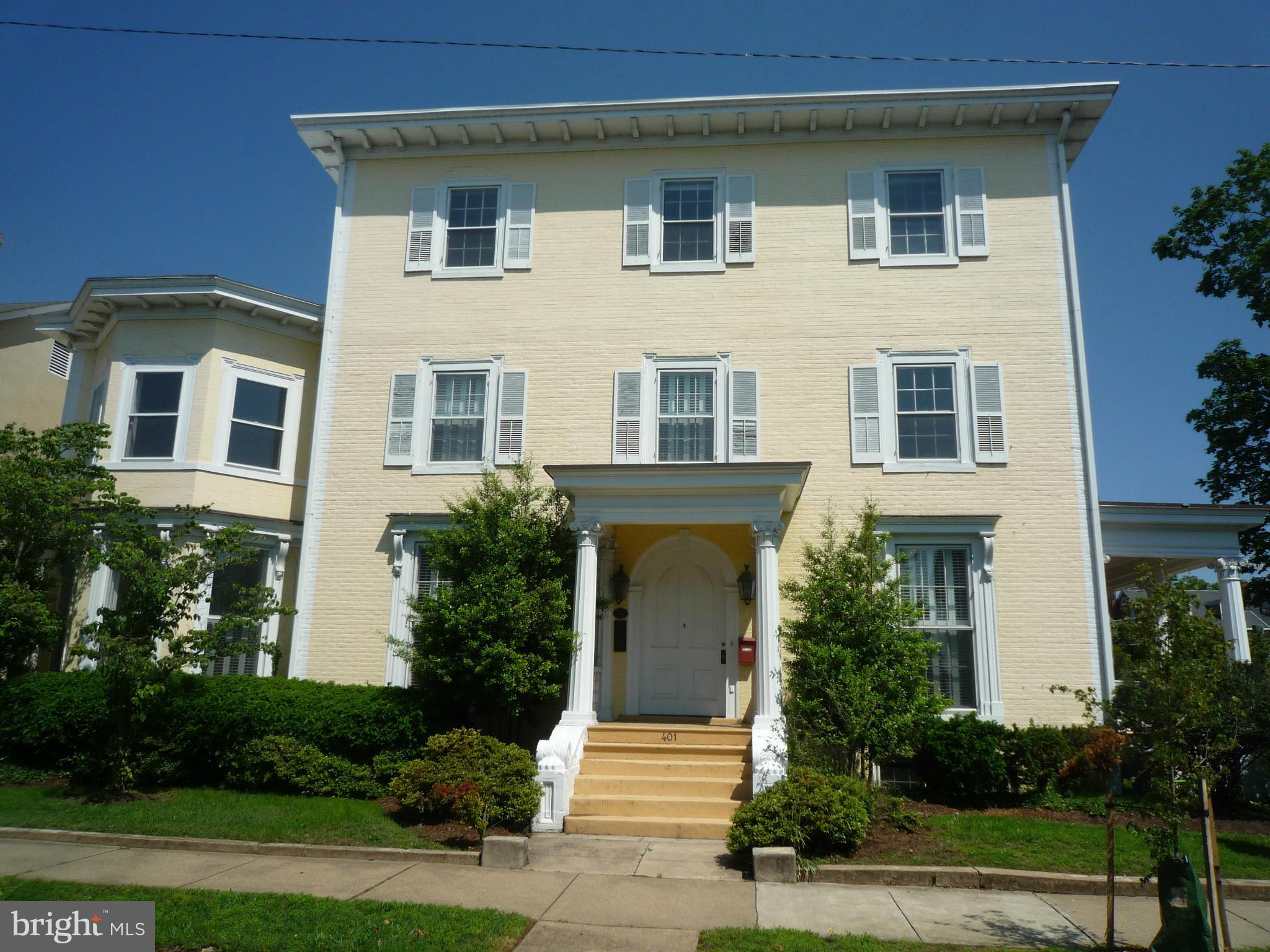 Photo 1 of 25 — 401 HANOVER STREET, FREDERICKSBURG, VA 22401
