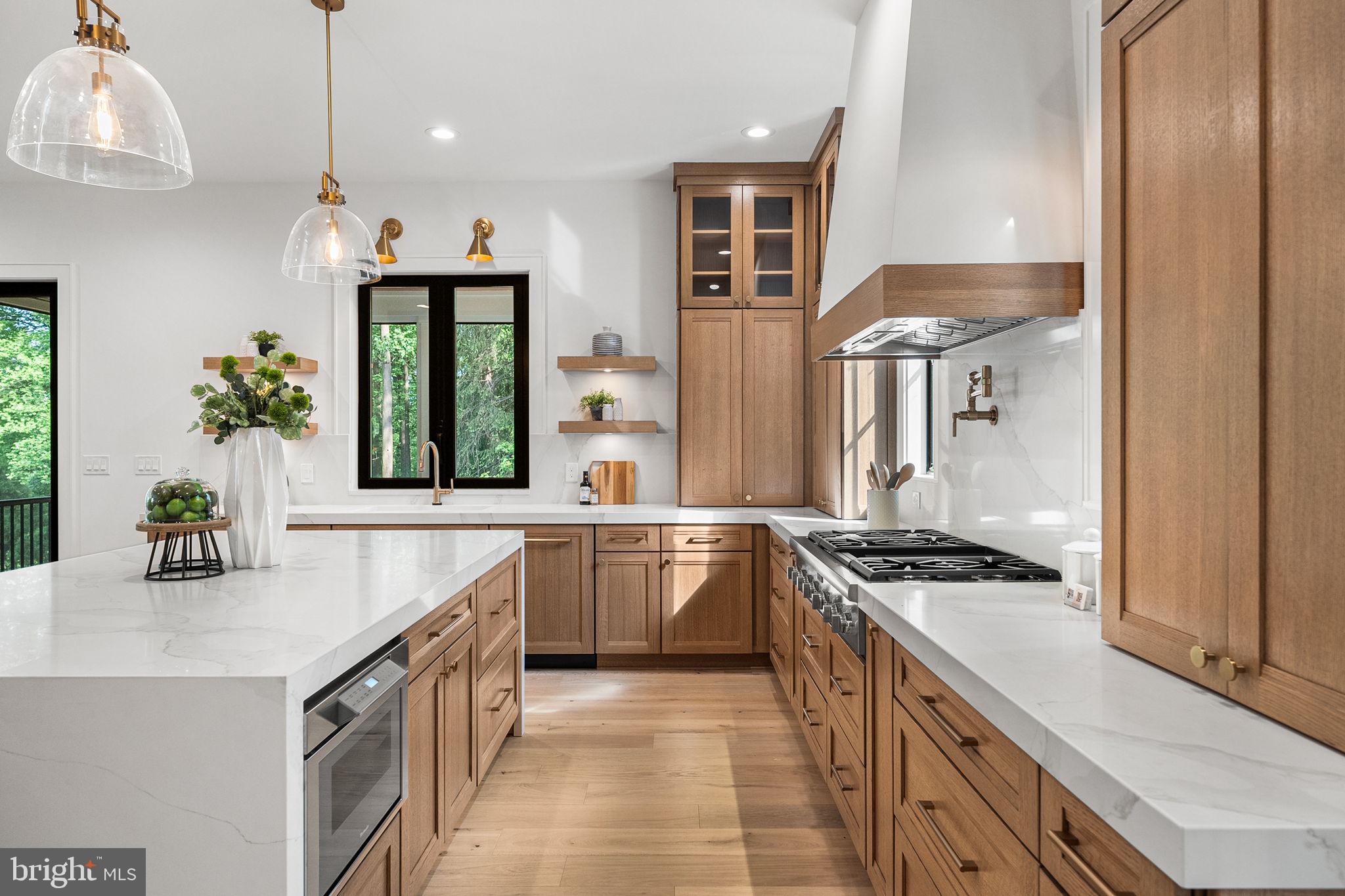 BROYHILL FOREST - Residential