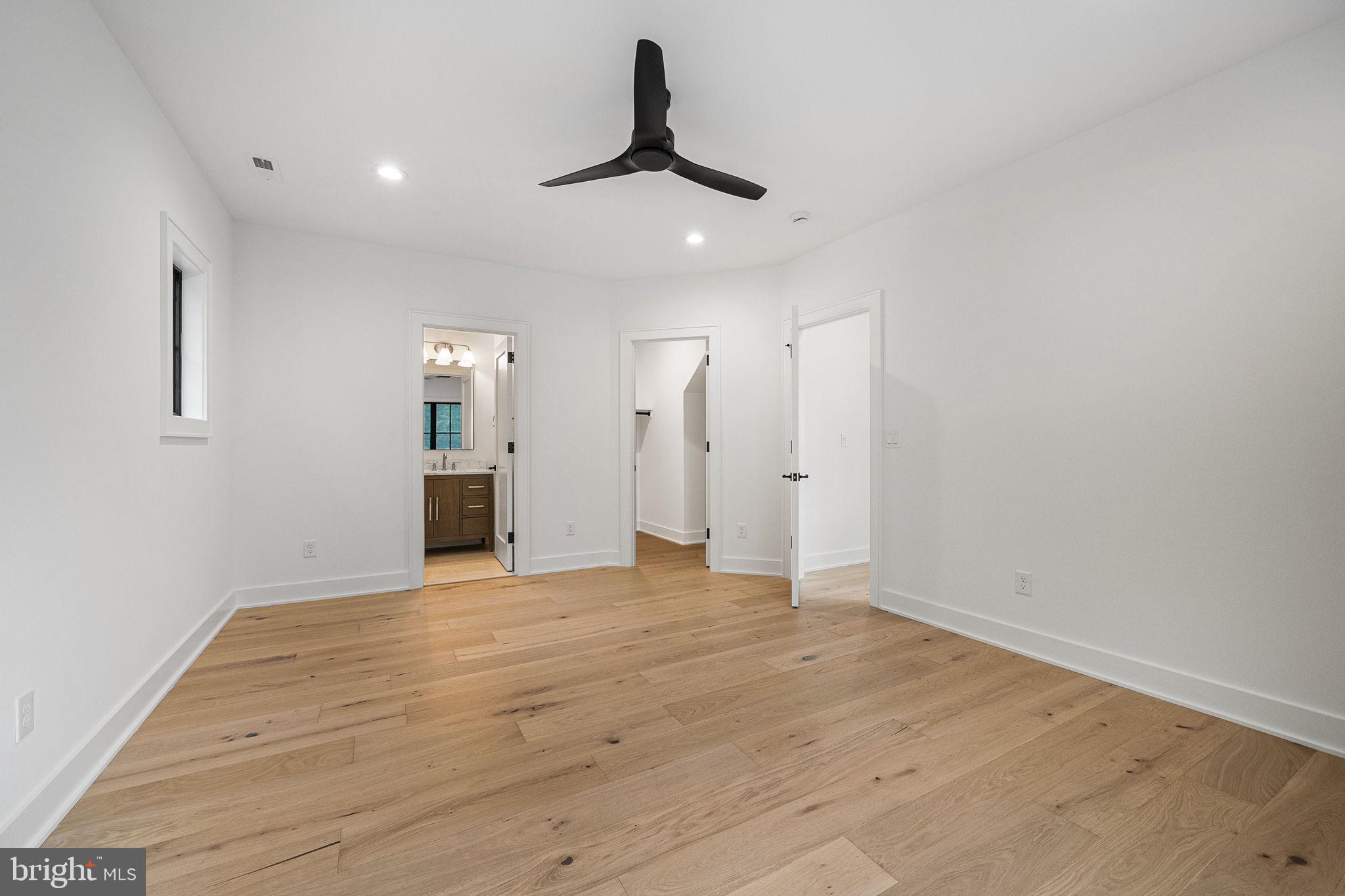 BROYHILL FOREST - Residential