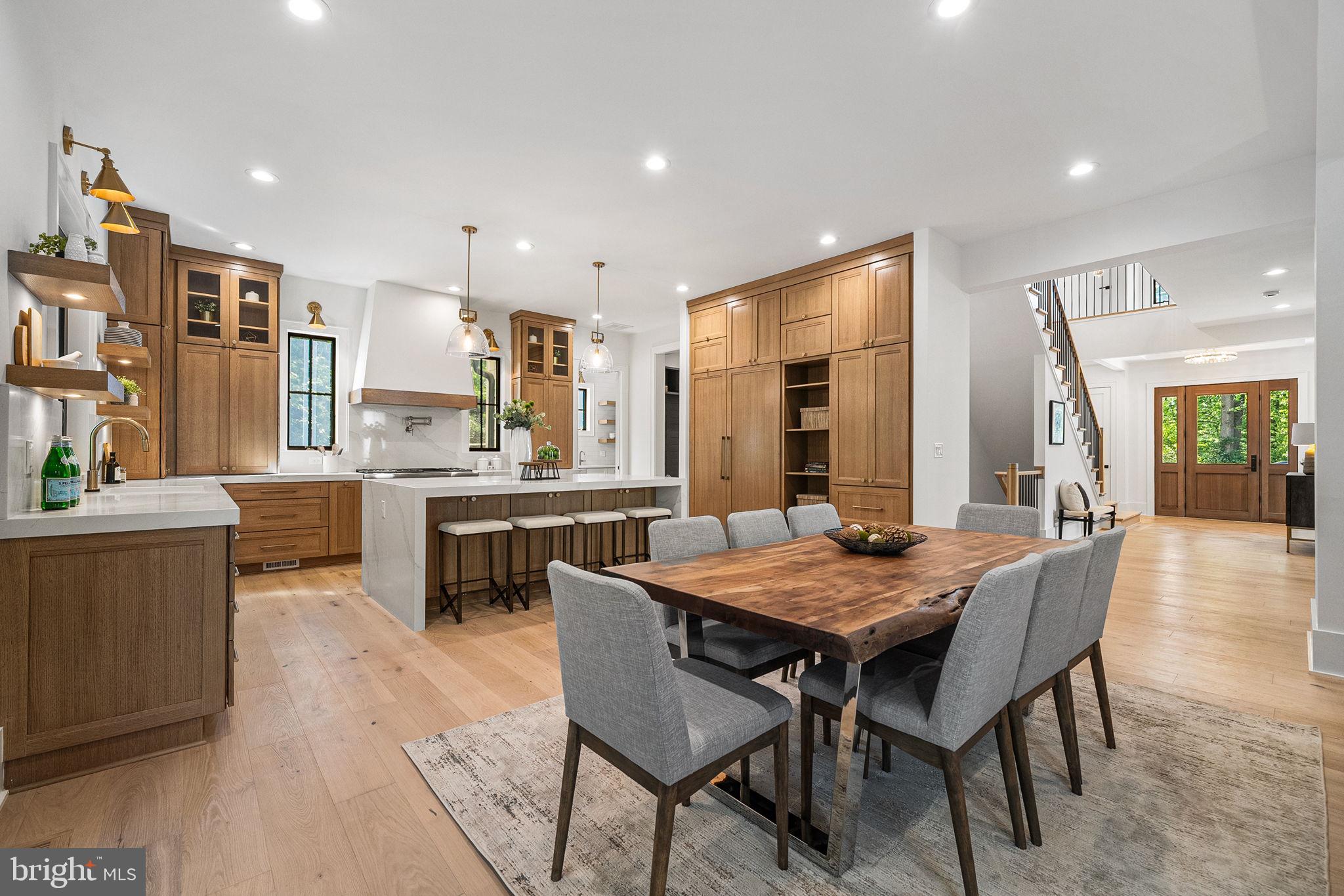 BROYHILL FOREST - Residential