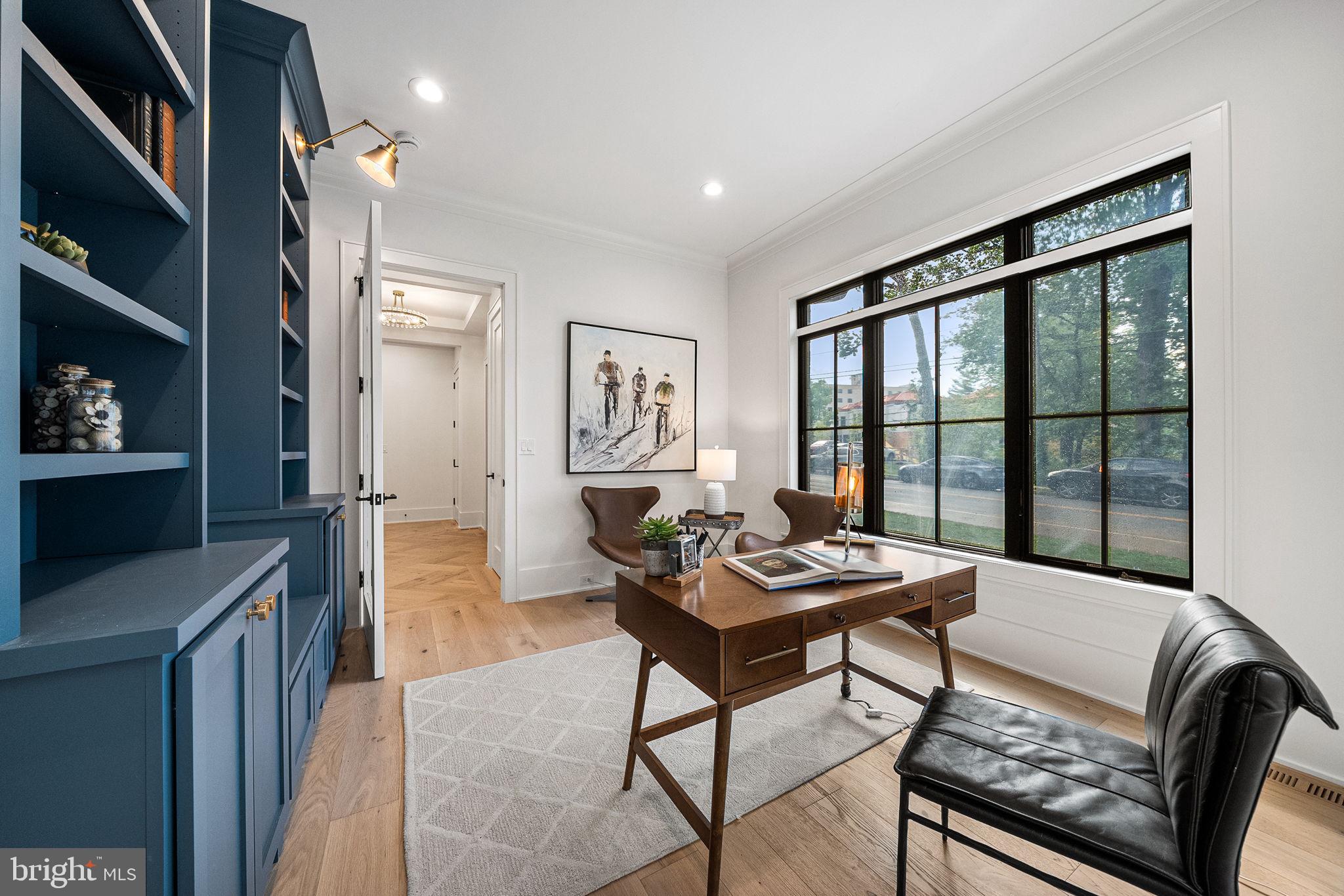 BROYHILL FOREST - Residential