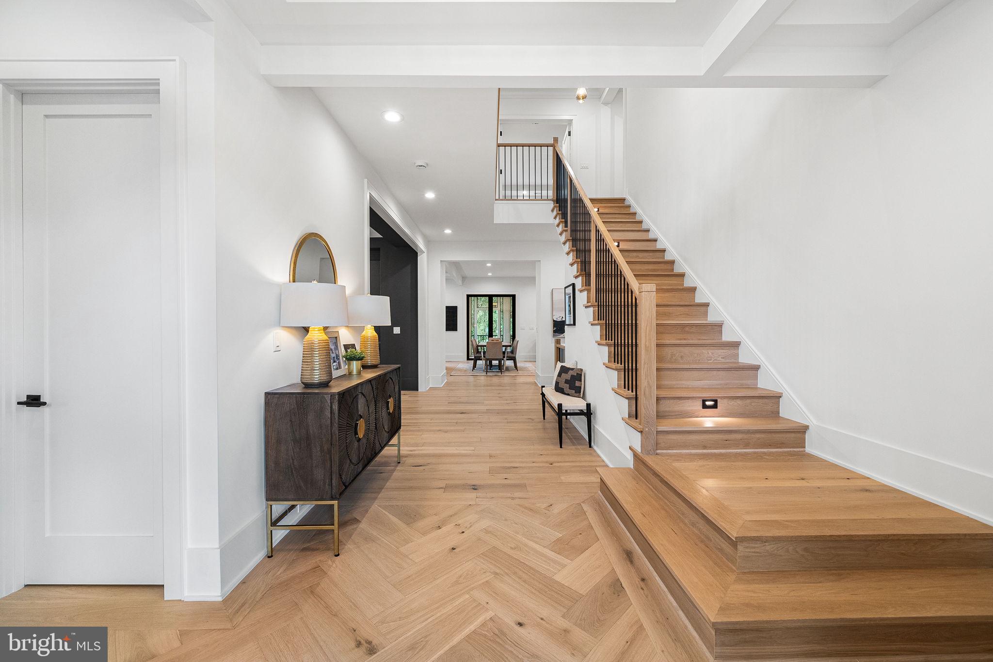 BROYHILL FOREST - Residential