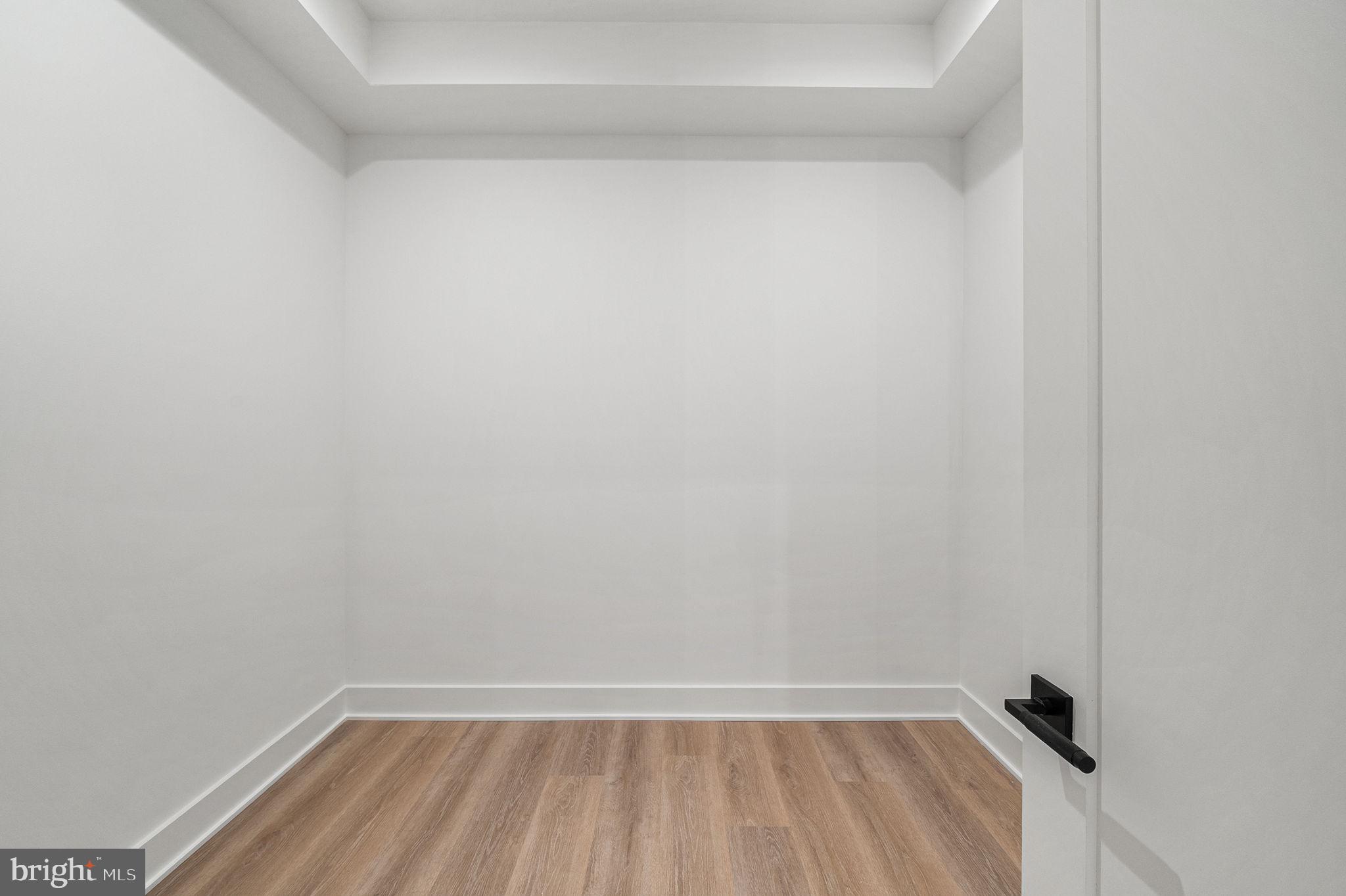 BROYHILL FOREST - Residential