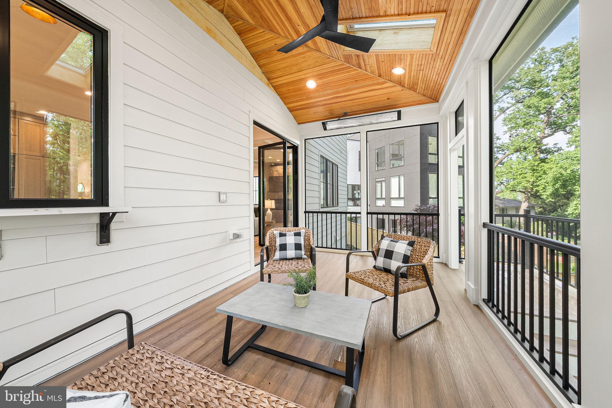 BROYHILL FOREST - Residential