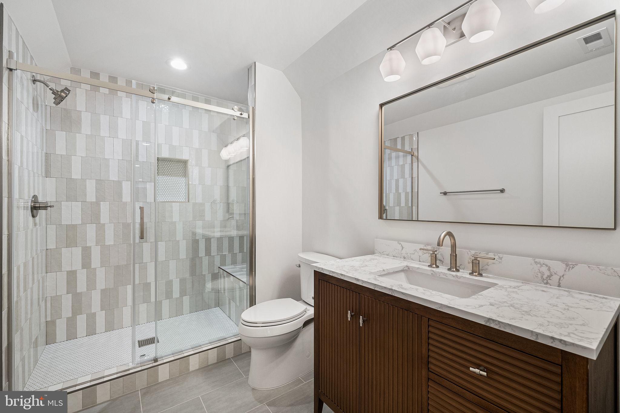 BROYHILL FOREST - Residential