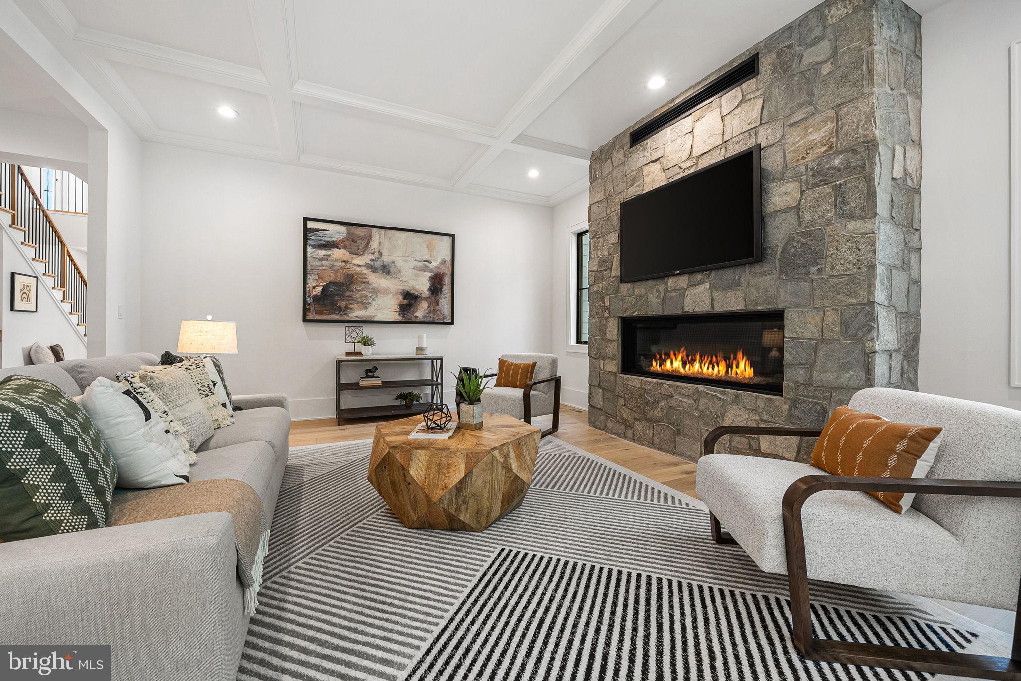 BROYHILL FOREST - Residential