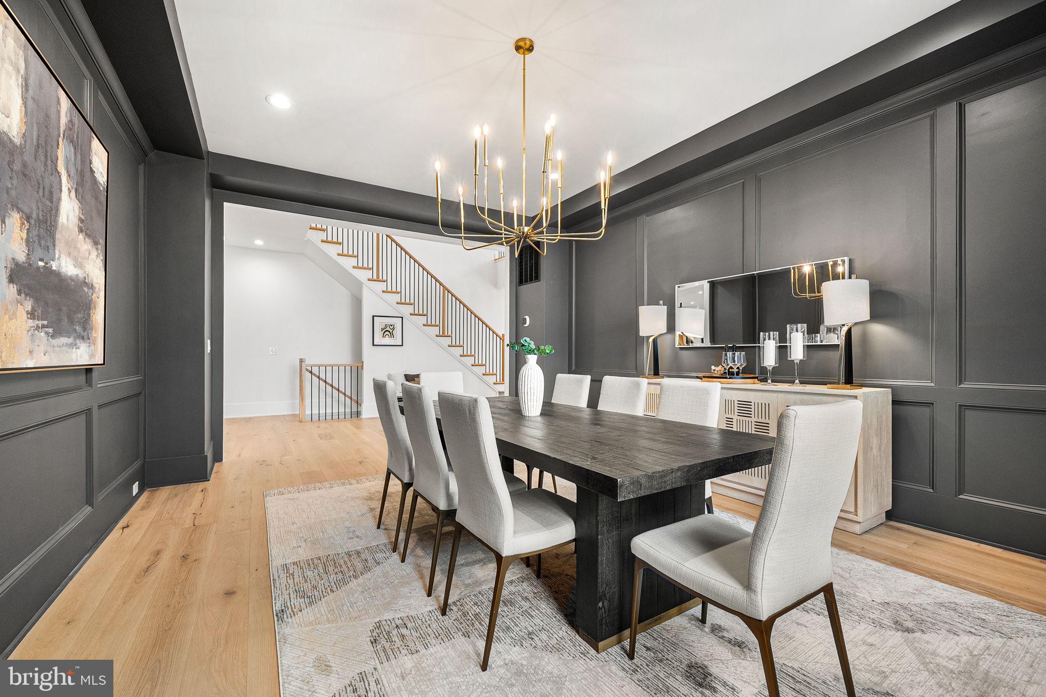 BROYHILL FOREST - Residential