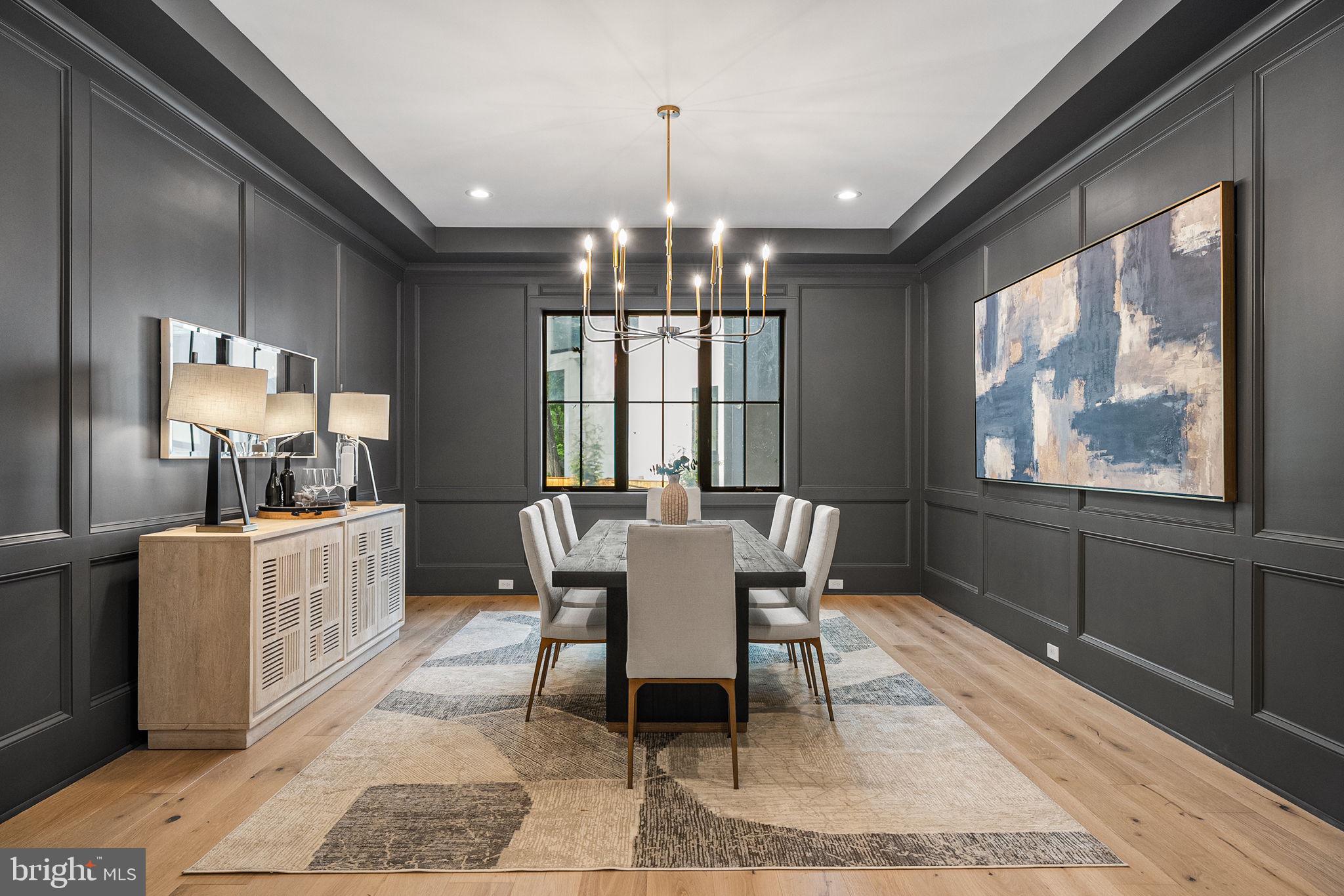 BROYHILL FOREST - Residential