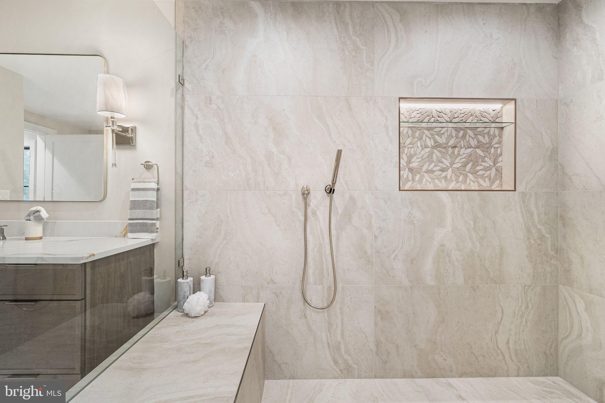 BROYHILL FOREST - Residential