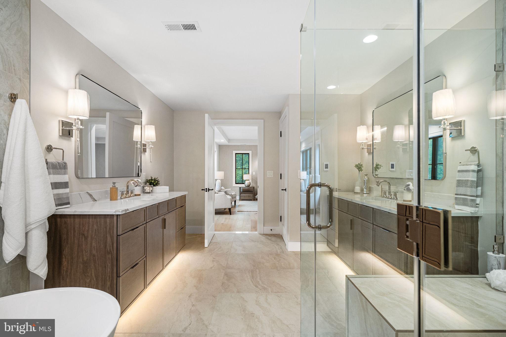 BROYHILL FOREST - Residential