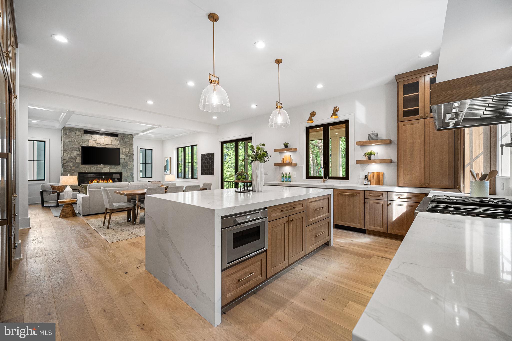 BROYHILL FOREST - Residential