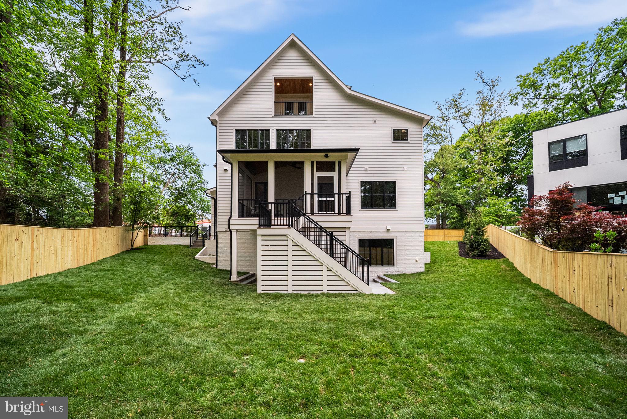 BROYHILL FOREST - Residential