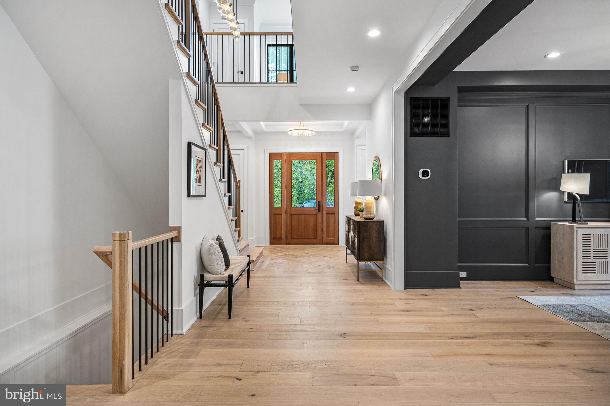 BROYHILL FOREST - Residential