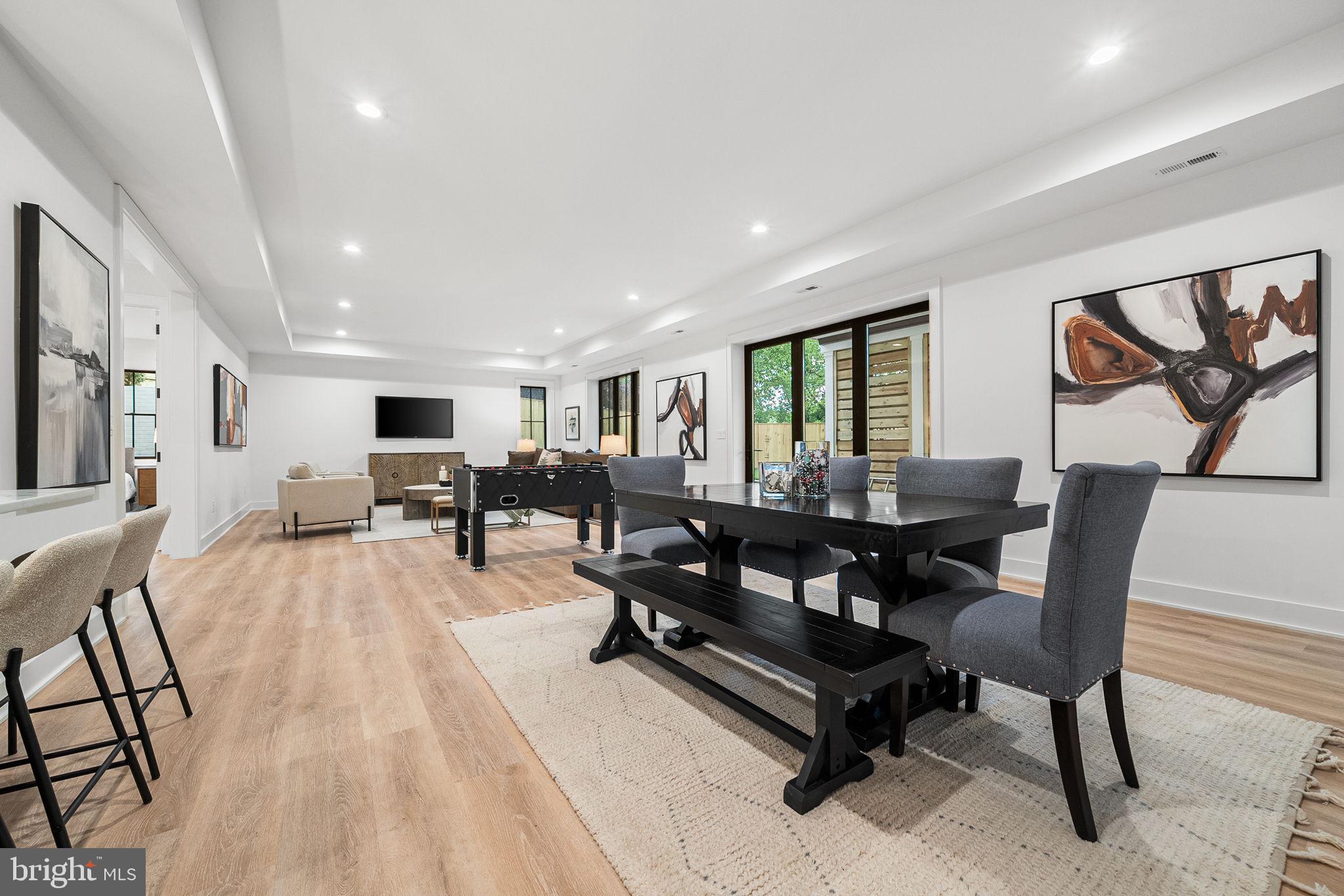 BROYHILL FOREST - Residential