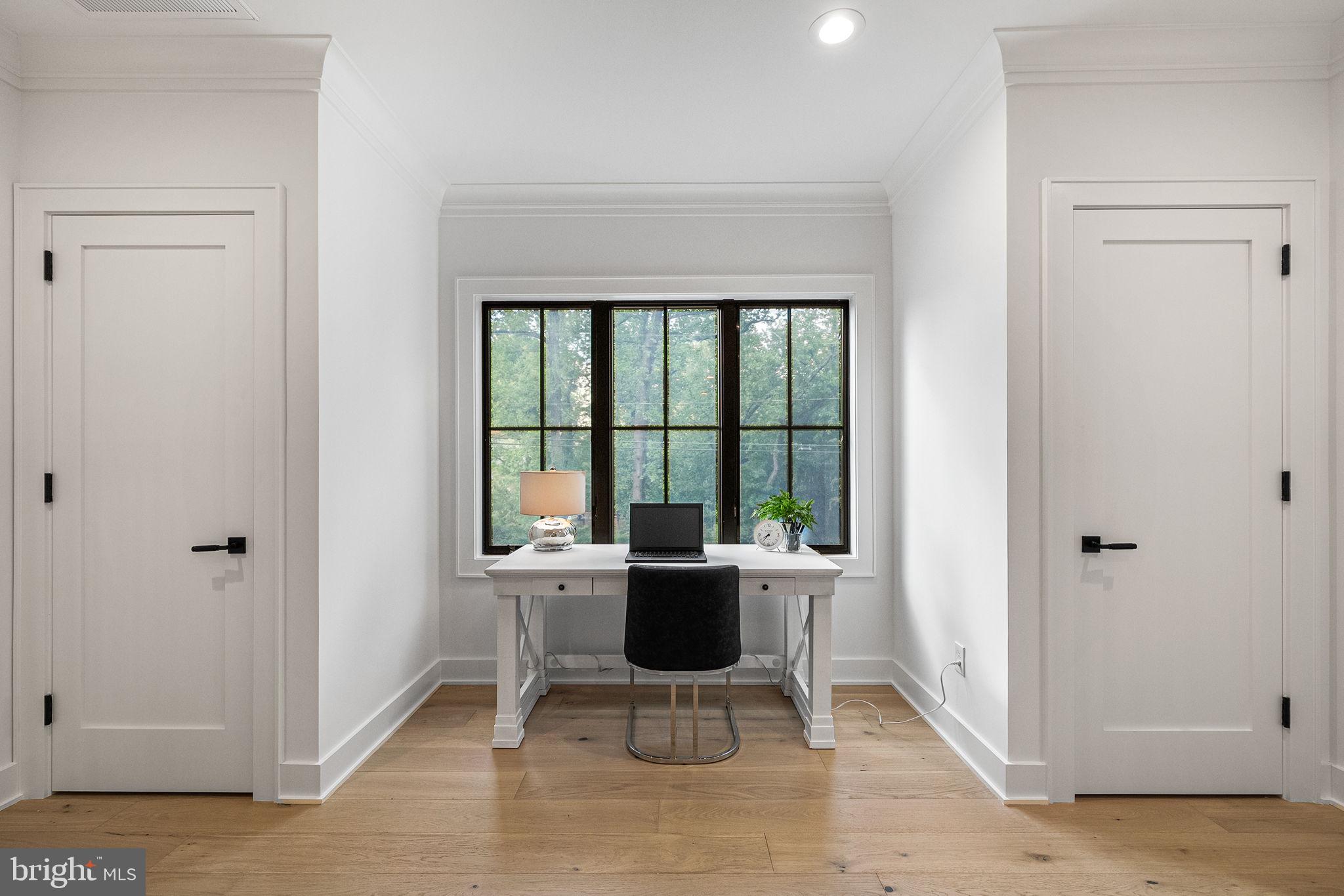 BROYHILL FOREST - Residential