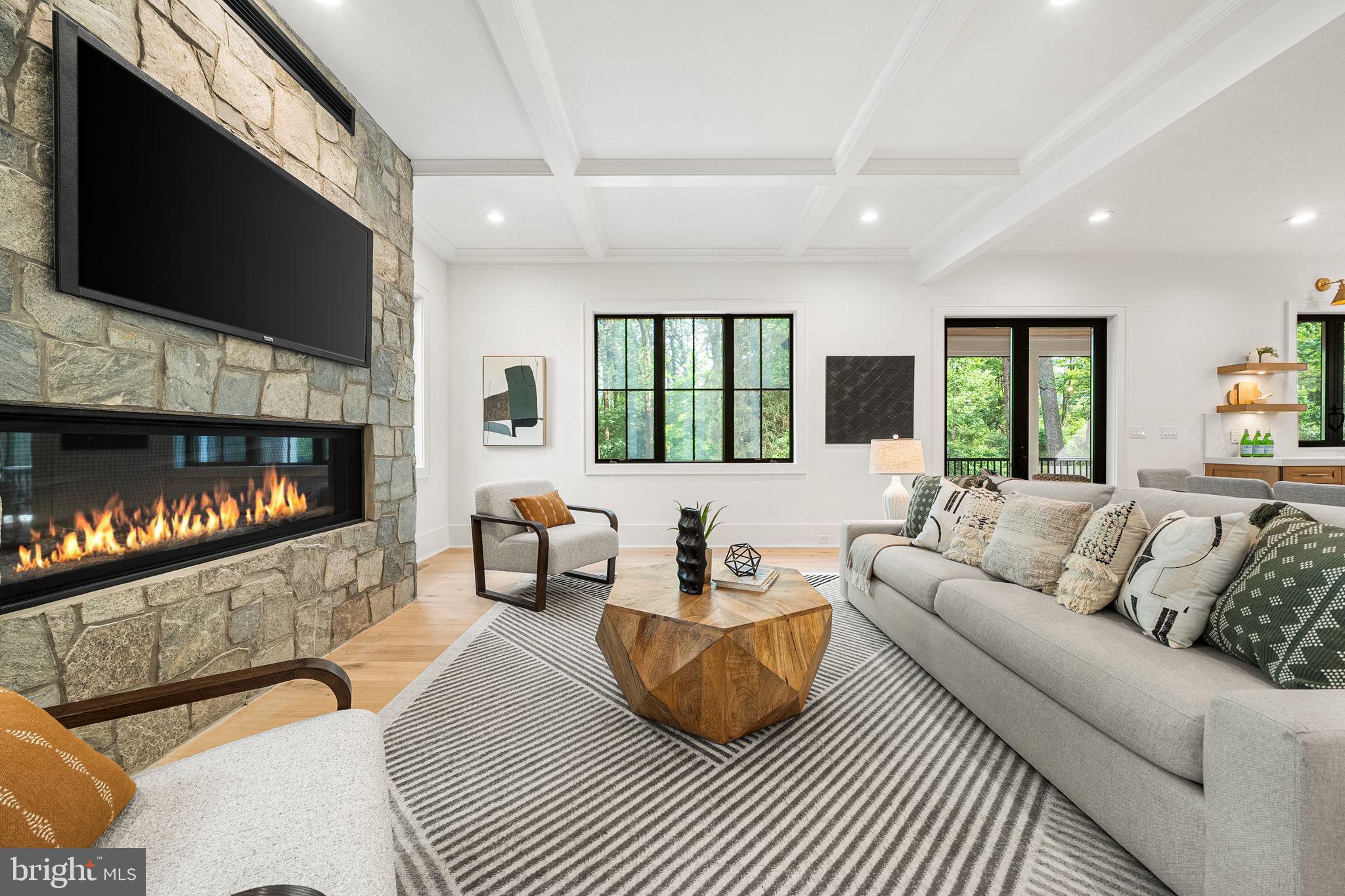 BROYHILL FOREST - Residential