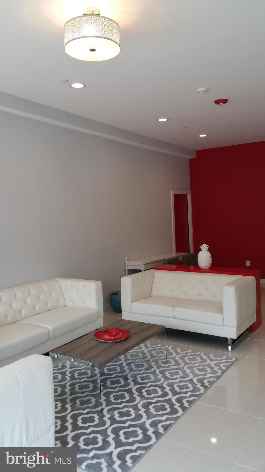 FISHTOWN - Commercial Lease