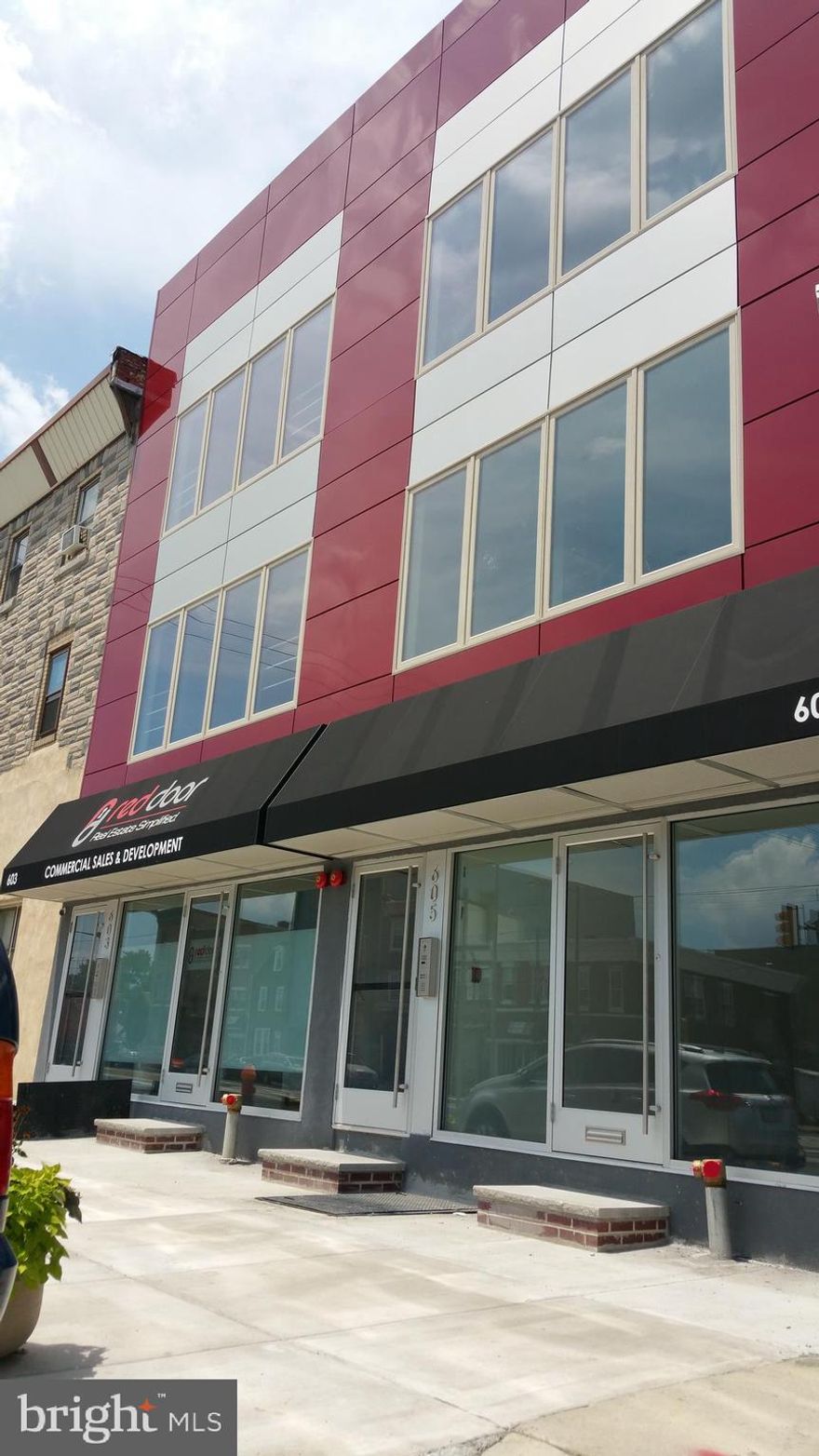 You can't pass without seeing it. Located in hot FISHTOWN! Gorgeous big RED building located on the 600 block of East Girard Ave corridor! Completely renovated throughout. Very rare offering in FISHTOWN. Lots of foot traffic. It is 2,800 square feet+/_ with a 2-car parking garage. Prime to have your own parking spot in Fishtown. Never have to worry about parking. Space runs street(Girard Ave) to street(Flora Street). This beautiful space offers sprinklers, fire alarm systems, tile flooring, recessed energy efficient LED lighting, 1 powder room, and kitchen area. Full basement for extra storage. 4 means of egress from the main door, the basement with bilco doors providing convenient loading from Girard Ave, shared breezeway and backyard located in the side of the building and the other from the garage exiting out to Flora Street. Approximately 2,800 total square feet. Many possibilities-can be used for many types of businesses such as an office, cafe, hair salon, lash bar, juice bar, barbershop, clothing store, bakery, etc...Let your imagination and creative juices flow. Fantastic traffic count bringing lots of foot traffic for your space and great exposure. Conveniently located right off of the I-95-Girard Ave exit and close to Aramingo Ave, Penn Treaty Park, schools, 3 doors down from the police station, public transportation and more! Schedule your showing today!