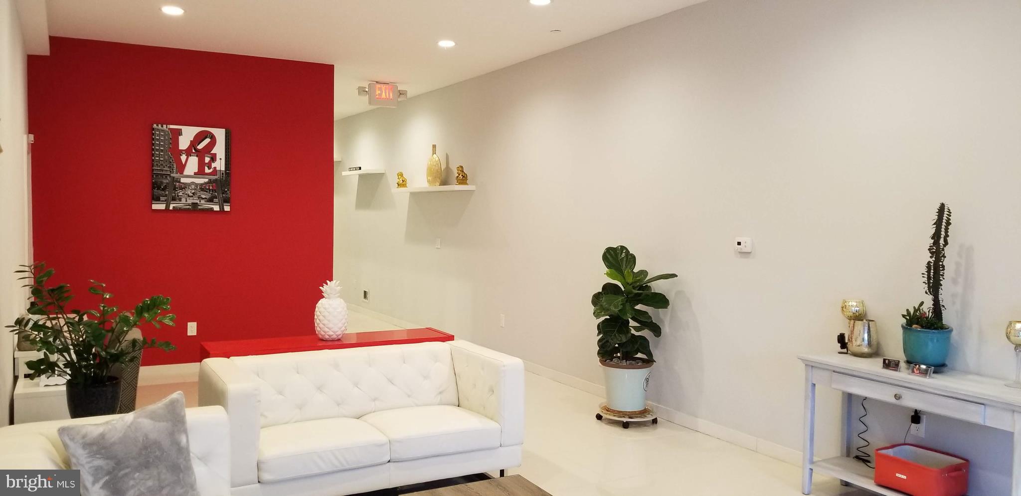 FISHTOWN - Commercial Lease